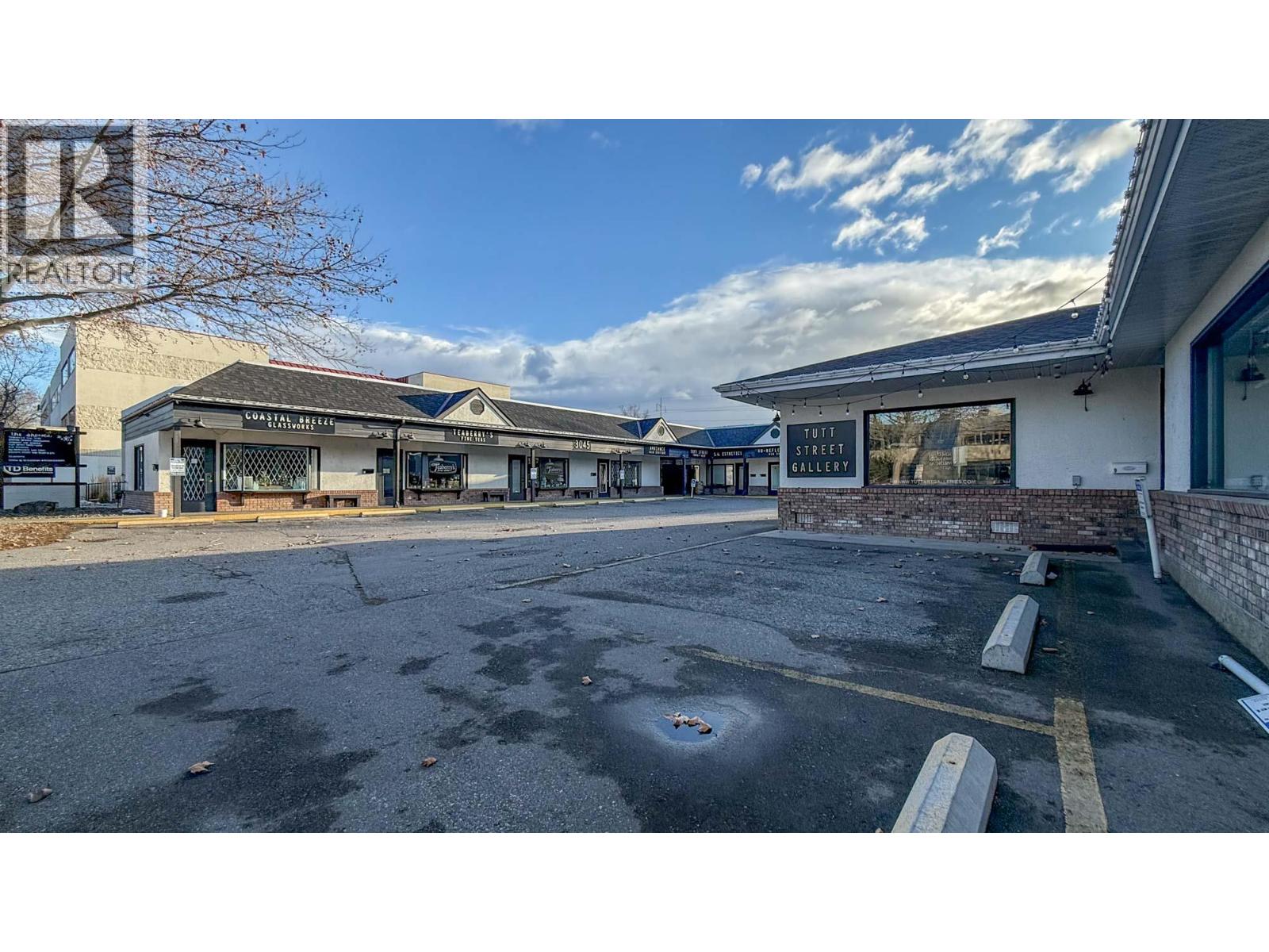 Picture for Unit #9, 3045 Tutt  Street