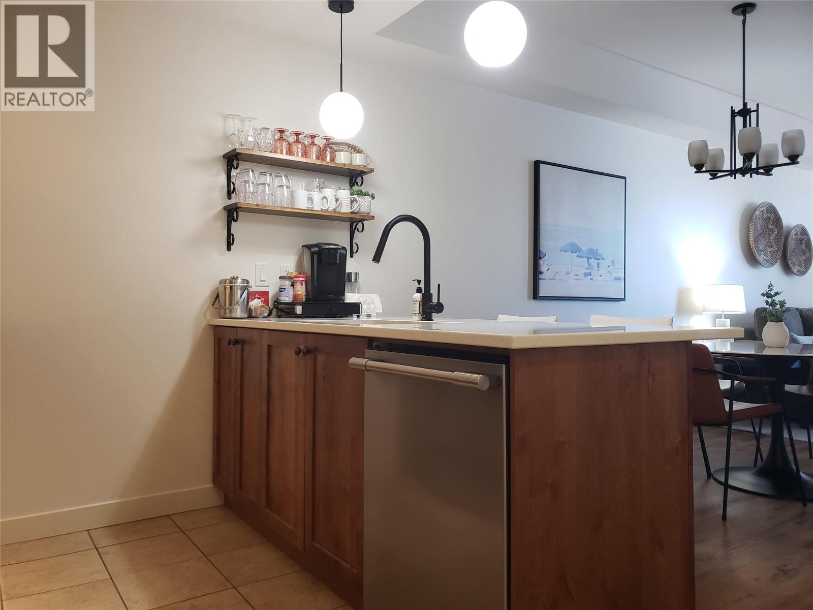 Picture for Unit #329, 4200 LAKESHORE  Drive