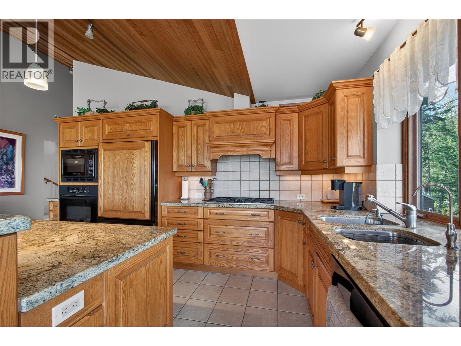 Picture for 935 Lloyd Jones  Drive