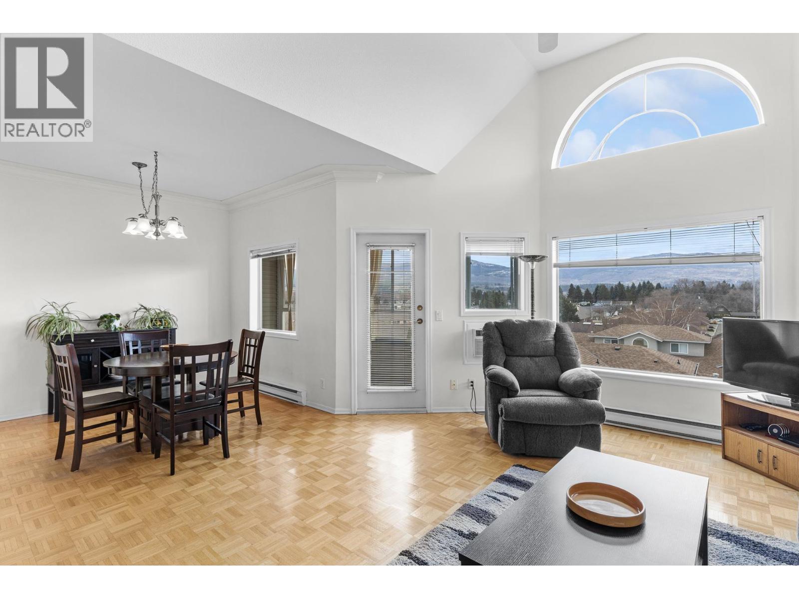 Picture for Unit #306, 877 KLO  Road