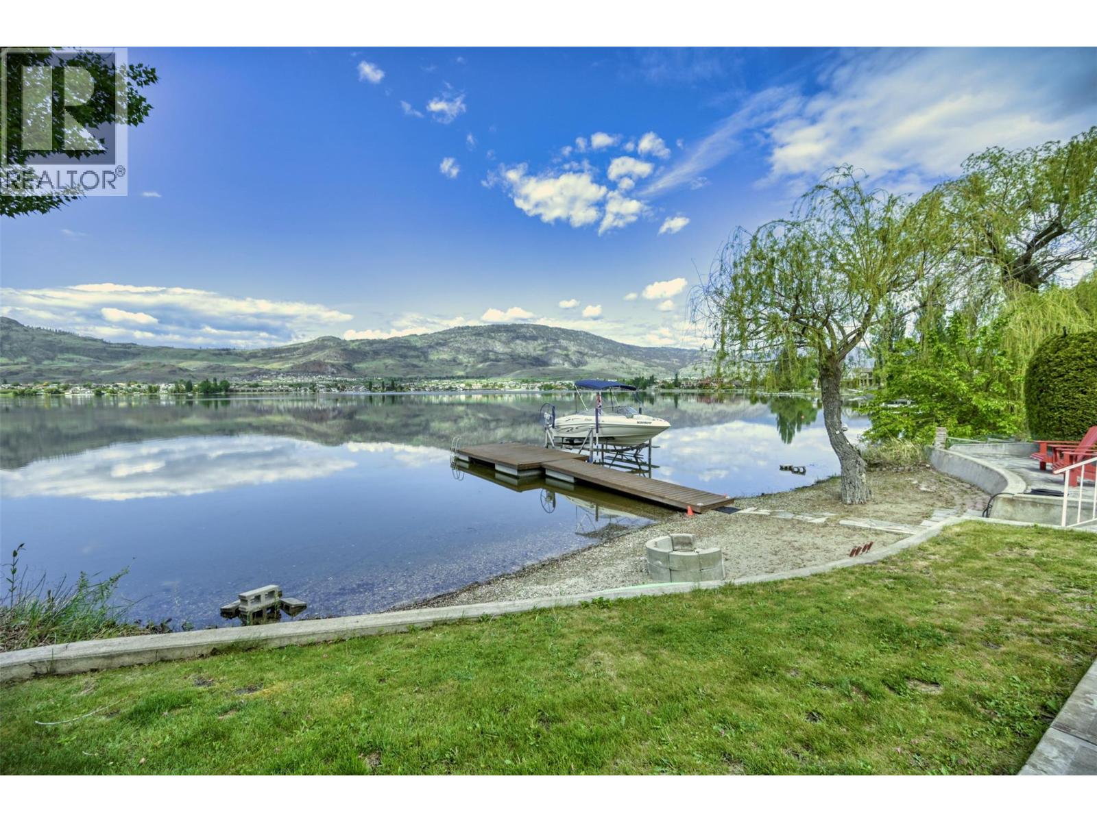 Picture for 45 HARBOUR KEY  Drive