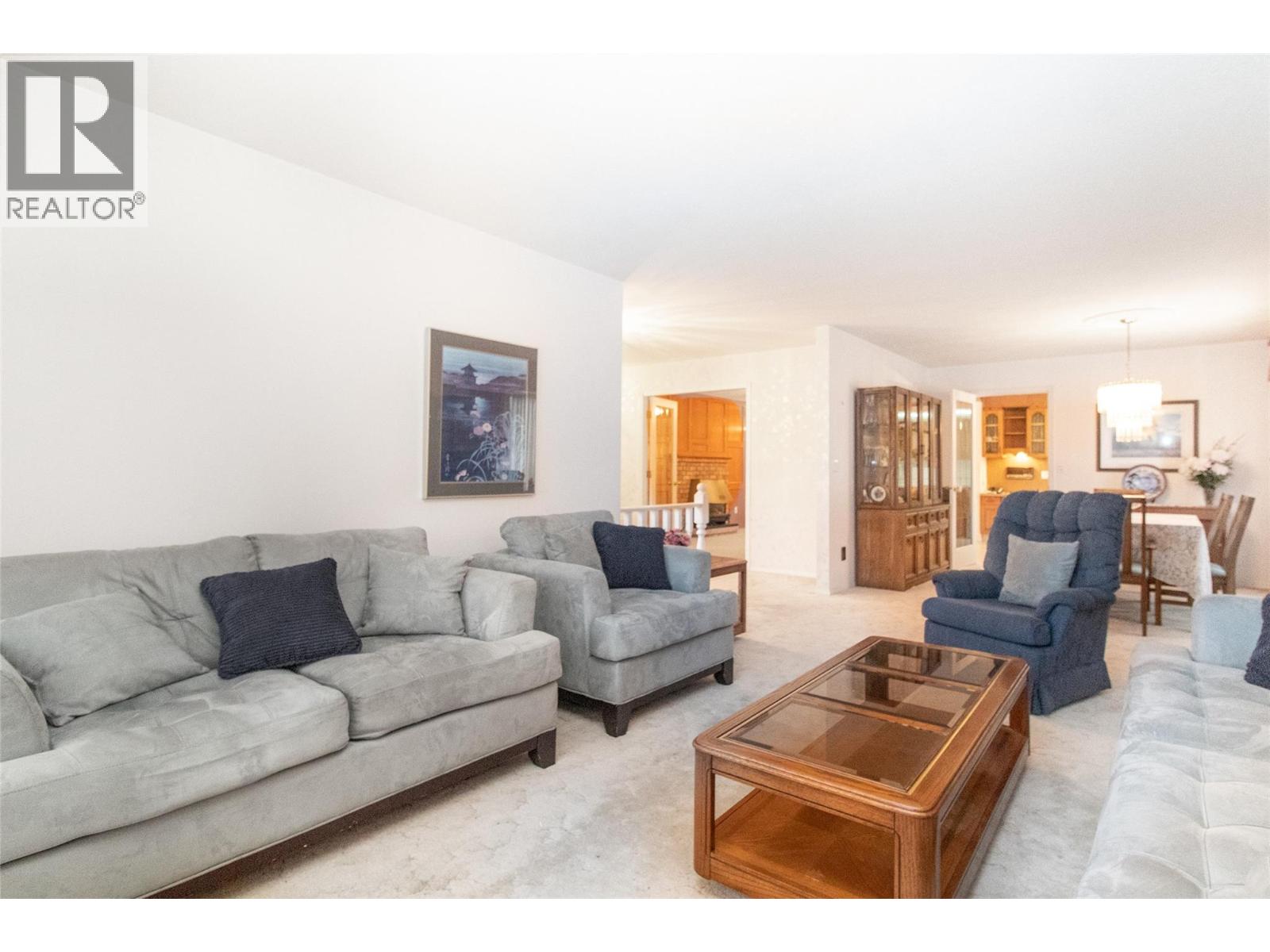 Picture for 624 Cassiar  Crescent