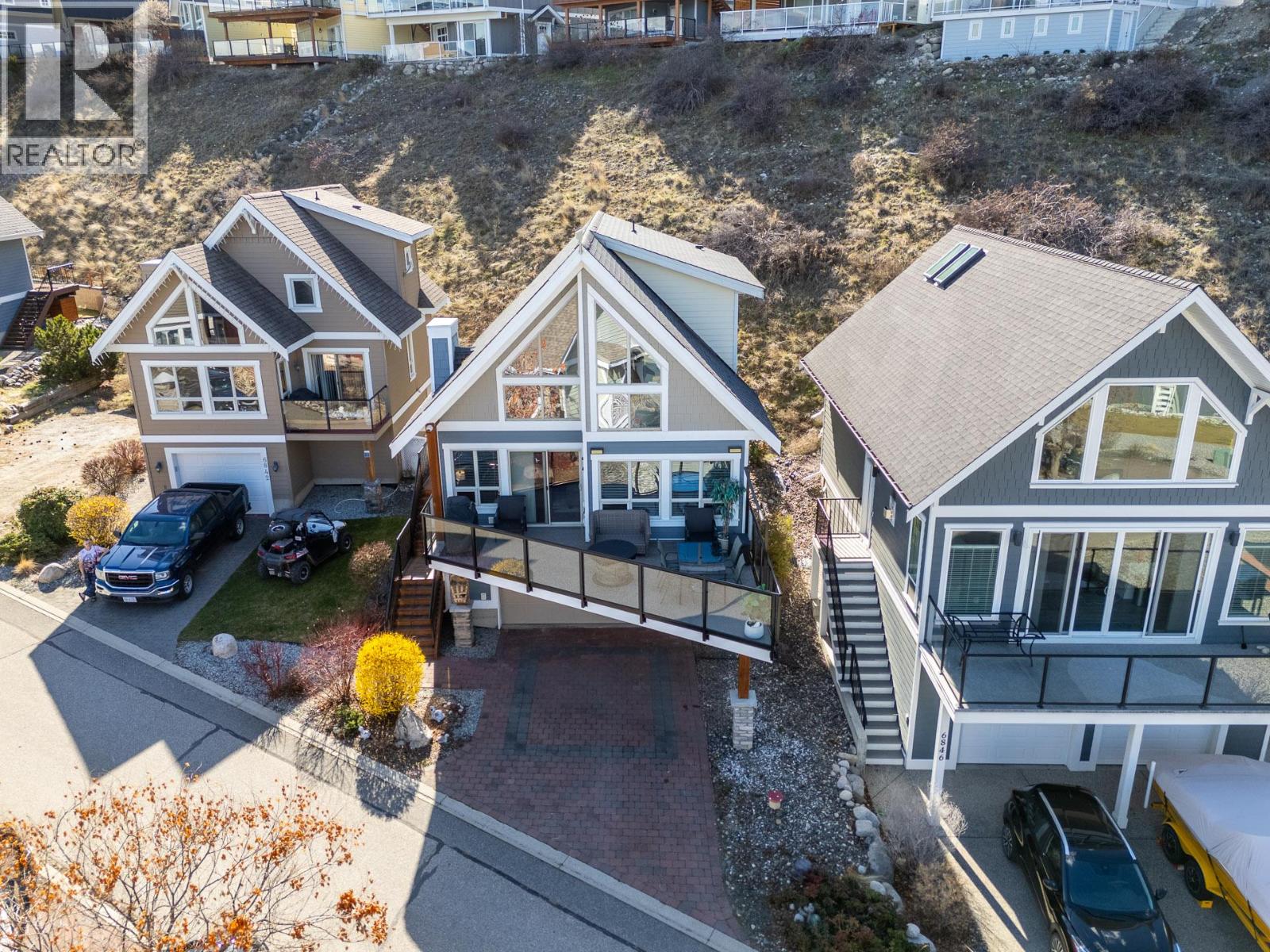 Picture for 6844 Santiago  Loop