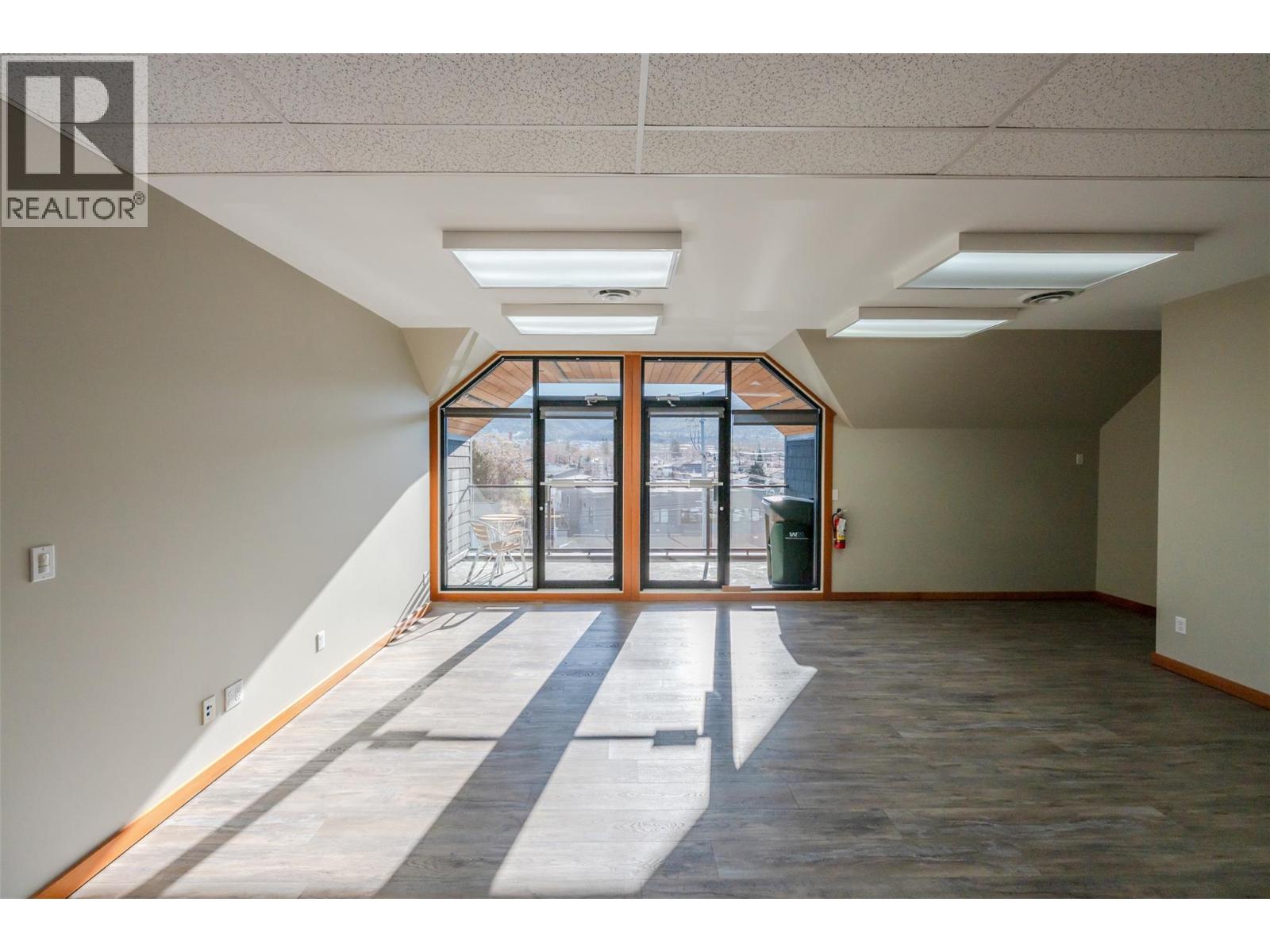 Picture for Unit #301, 1516 Fairview  Road