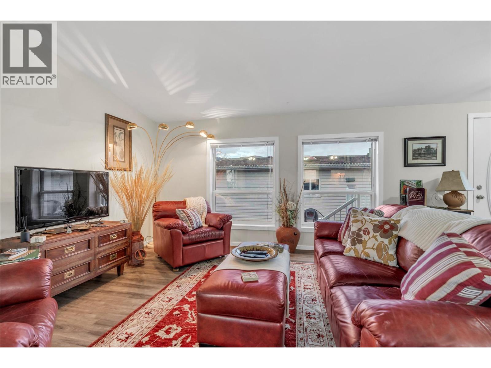 Picture for Unit #43, 98 OKANAGAN  AvenueE