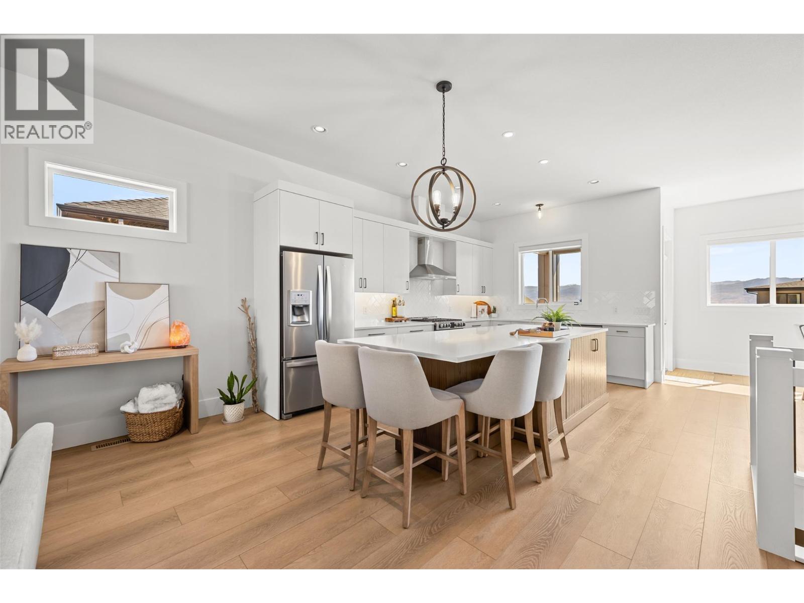 Picture for 2598 Crown Crest  Drive