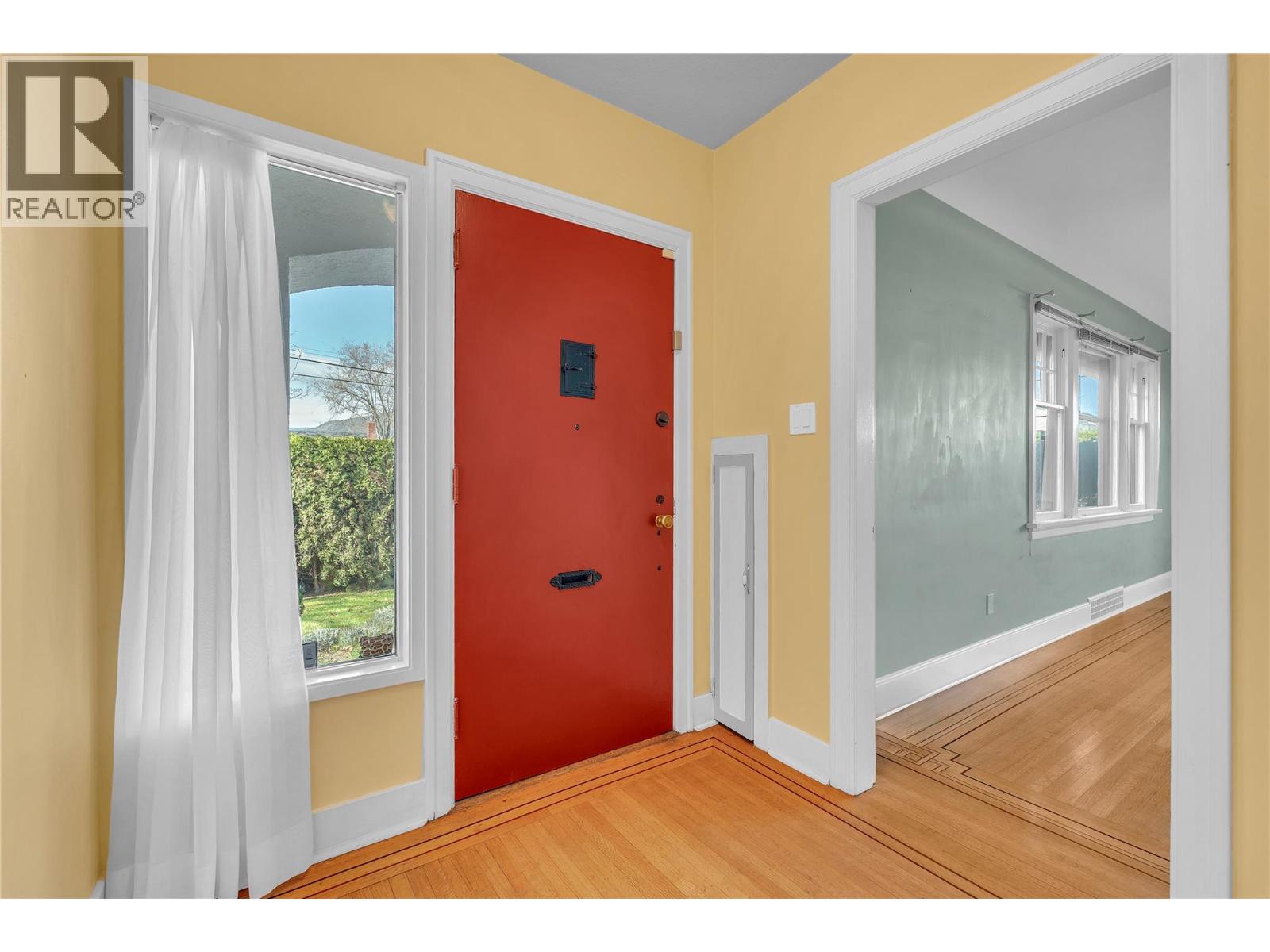 Picture for 702 Winnipeg  Street