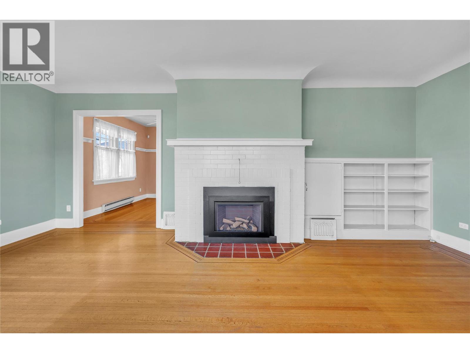 Picture for 702 Winnipeg  Street