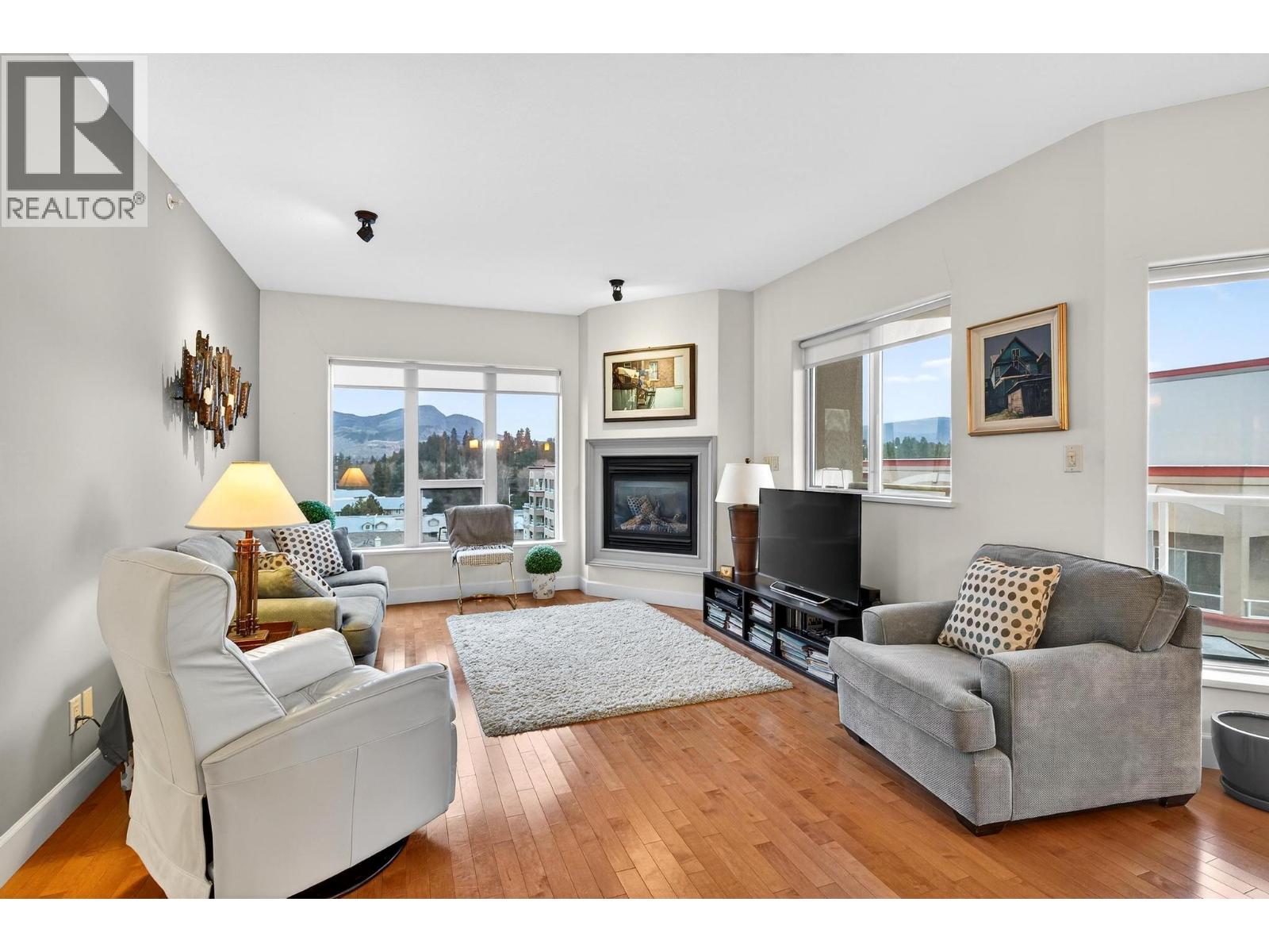 Picture for Unit #1003, 1947 Underhill  Street