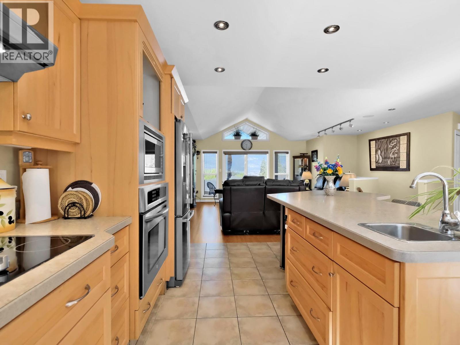 Picture for Unit #102, 695 Pineview  Road