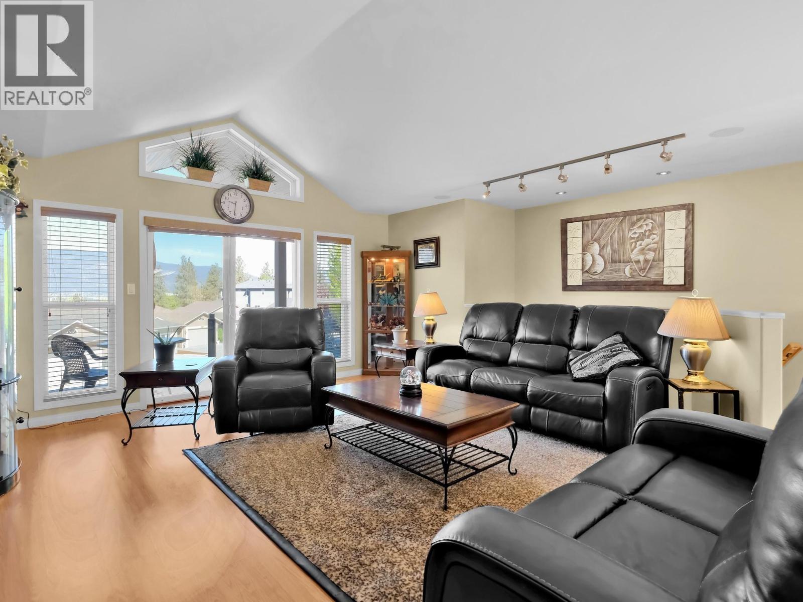 Picture for Unit #102, 695 Pineview  Road