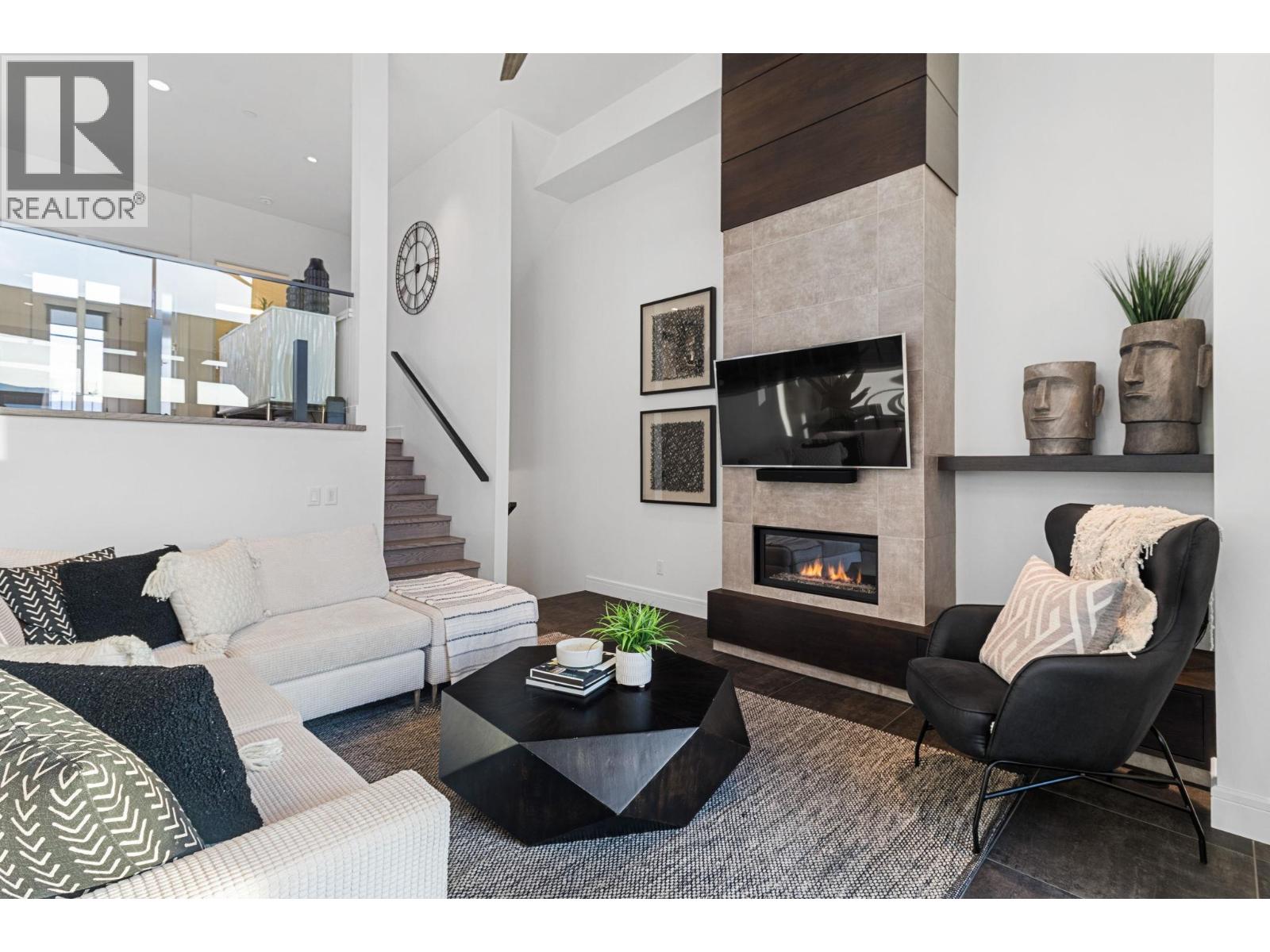 Picture for Unit #5, 3756 Lakeshore  Road