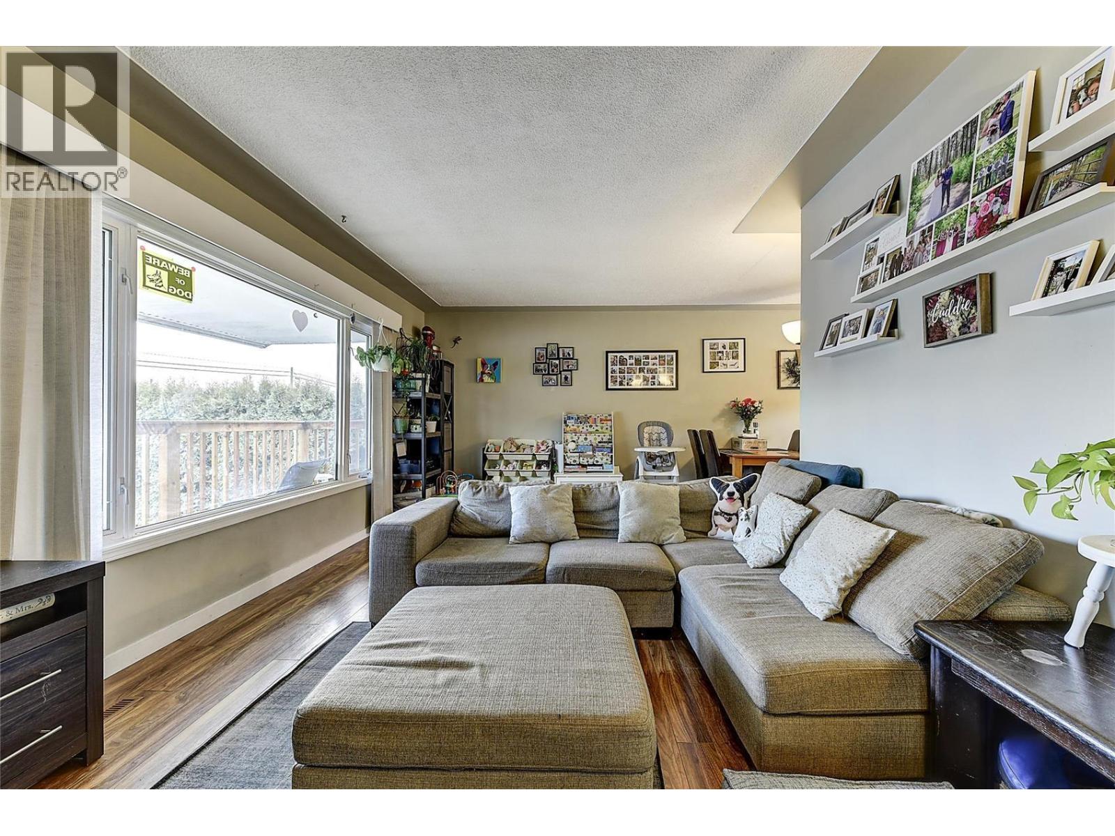 Picture for 500 Snowsell  StreetN