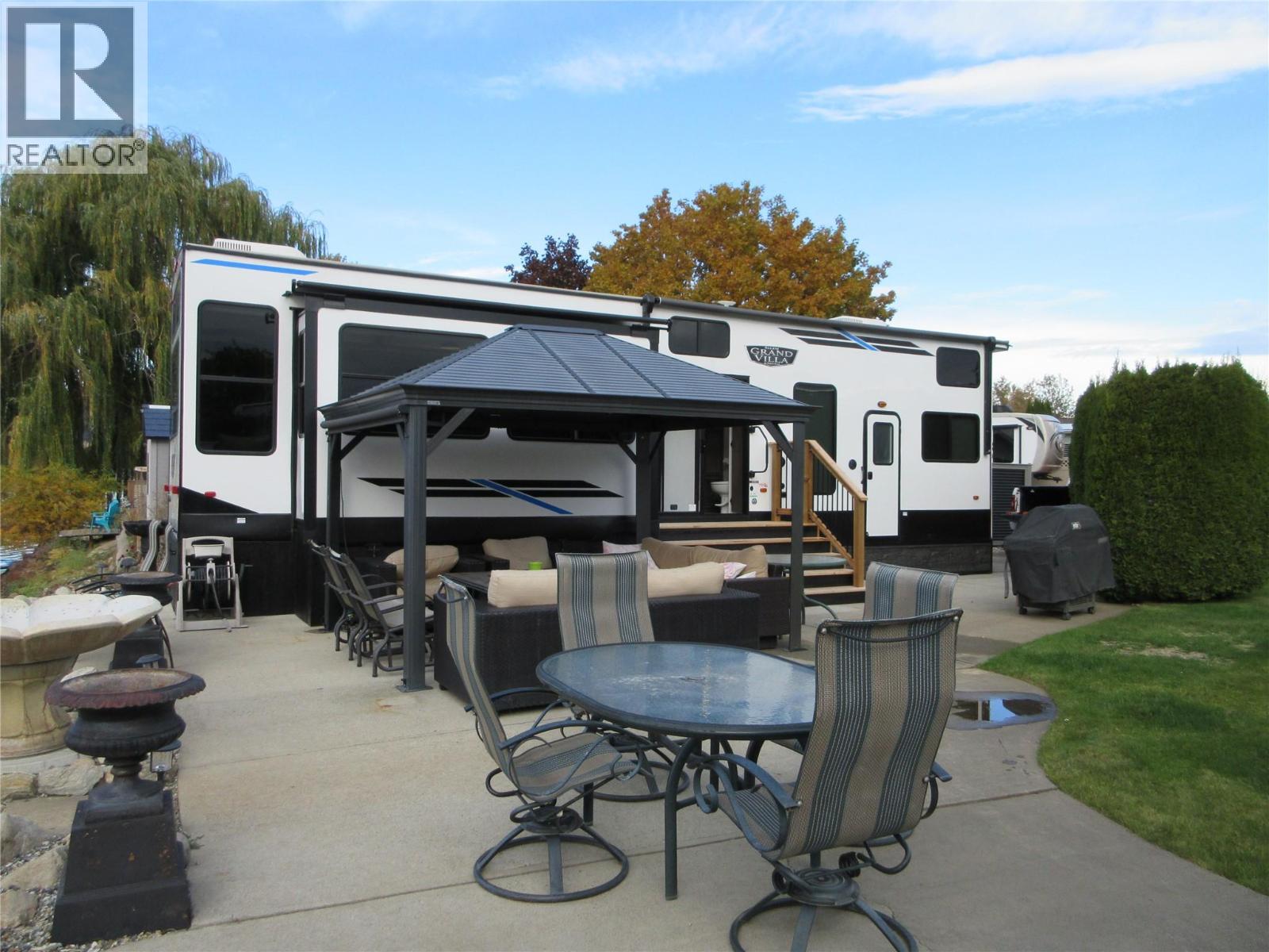 Picture for Unit #281, 415 Commonwealth  Road https://www.cirrealty.ca/reb/bc/5/10354375_10.jpg