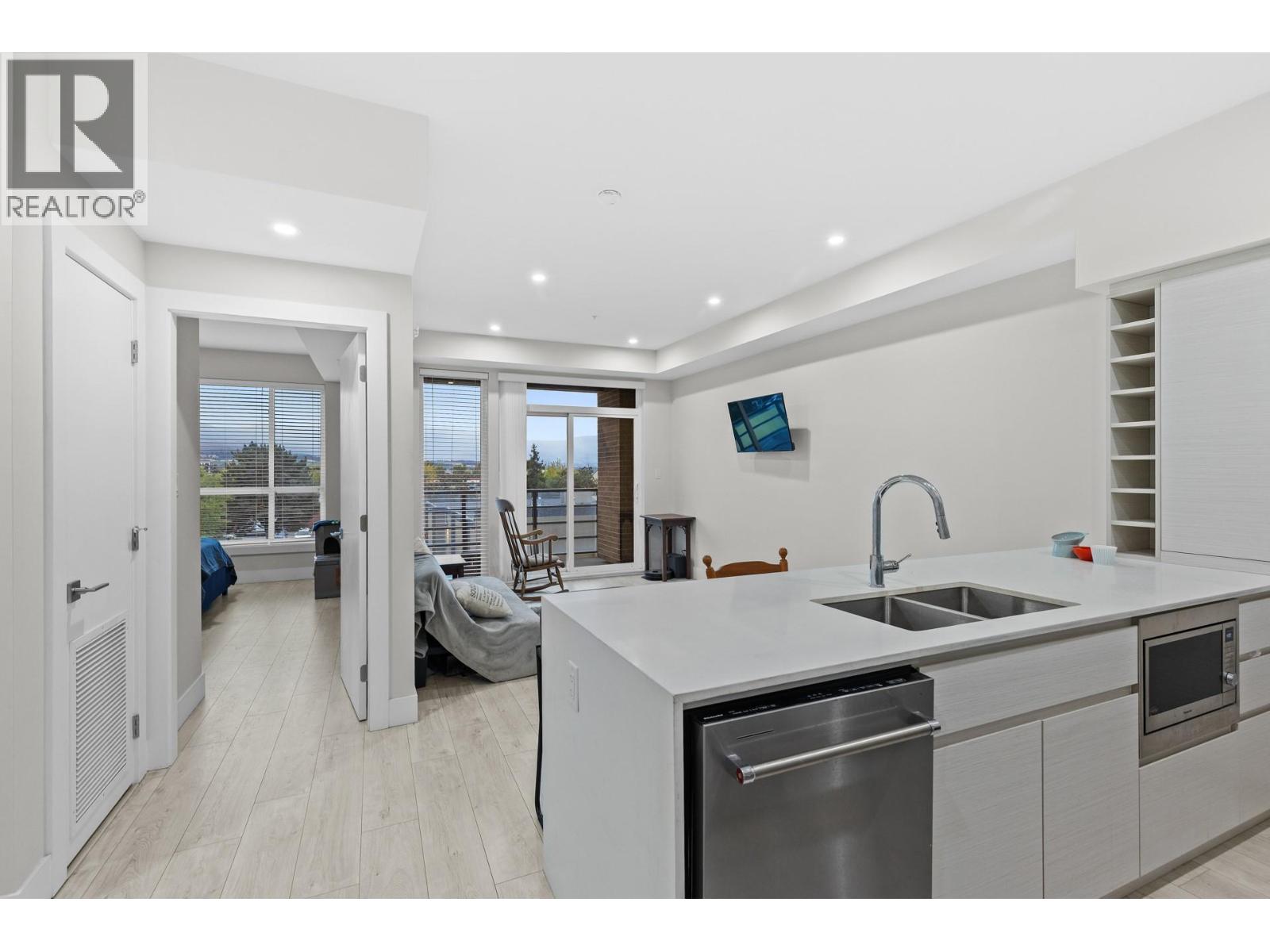 Picture for Unit #311, 1925 Enterprise  Way