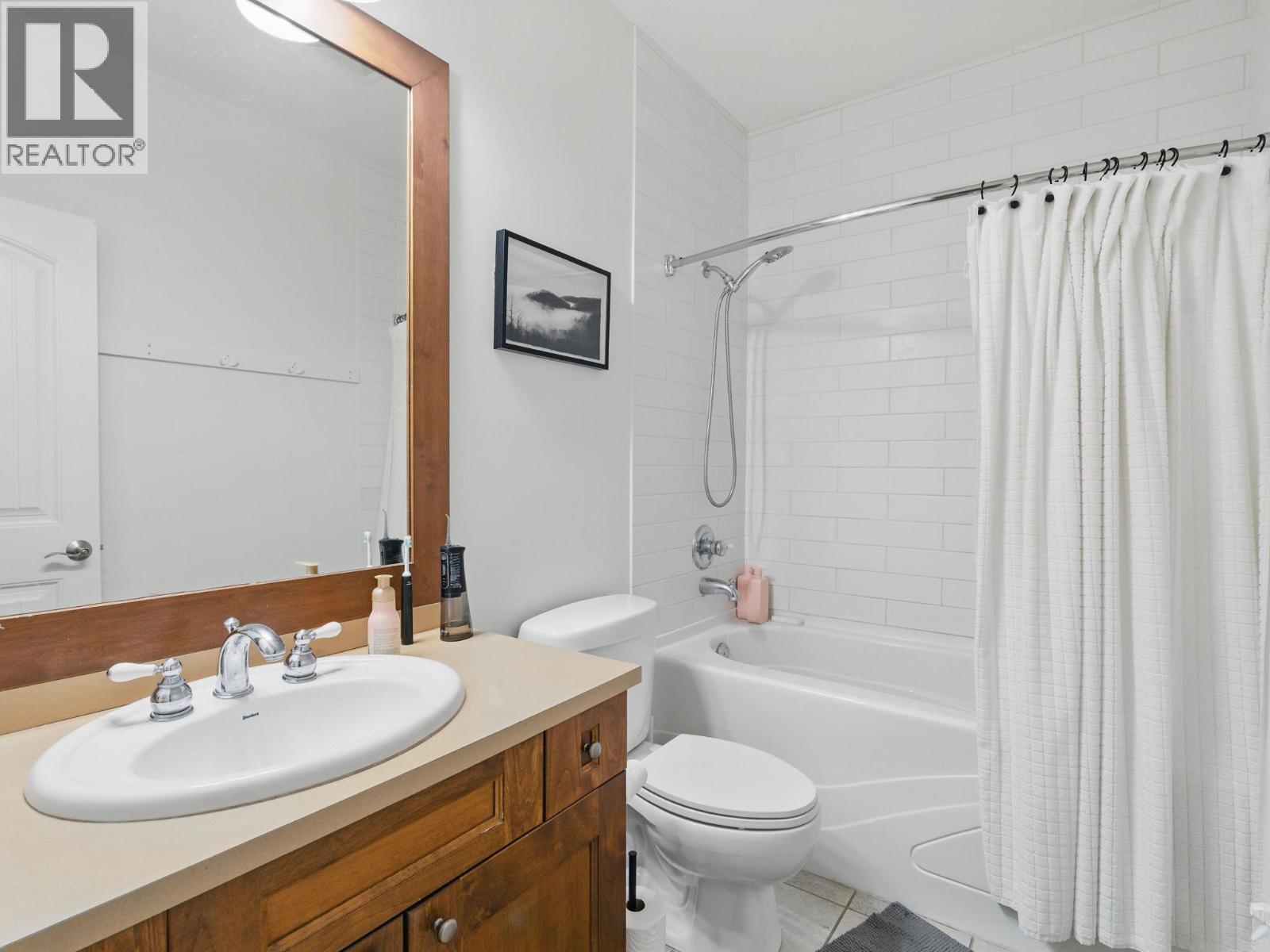Picture for Unit #6104, 4026 Pritchard  DriveN https://www.cirrealty.ca/reb/bc/5/10362625_14.jpg