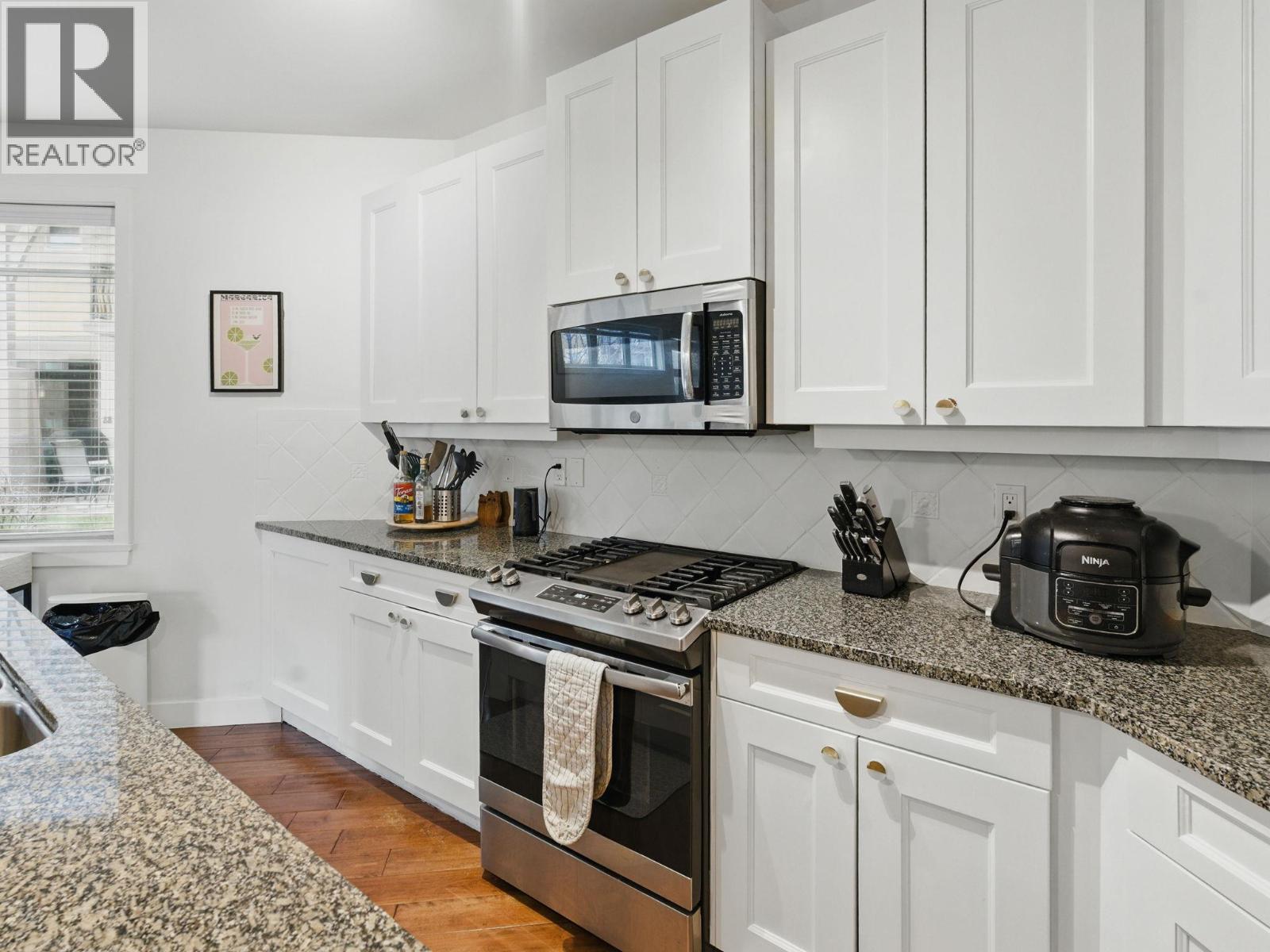 Picture for Unit #6104, 4026 Pritchard  DriveN https://www.cirrealty.ca/reb/bc/5/10362625_6.jpg