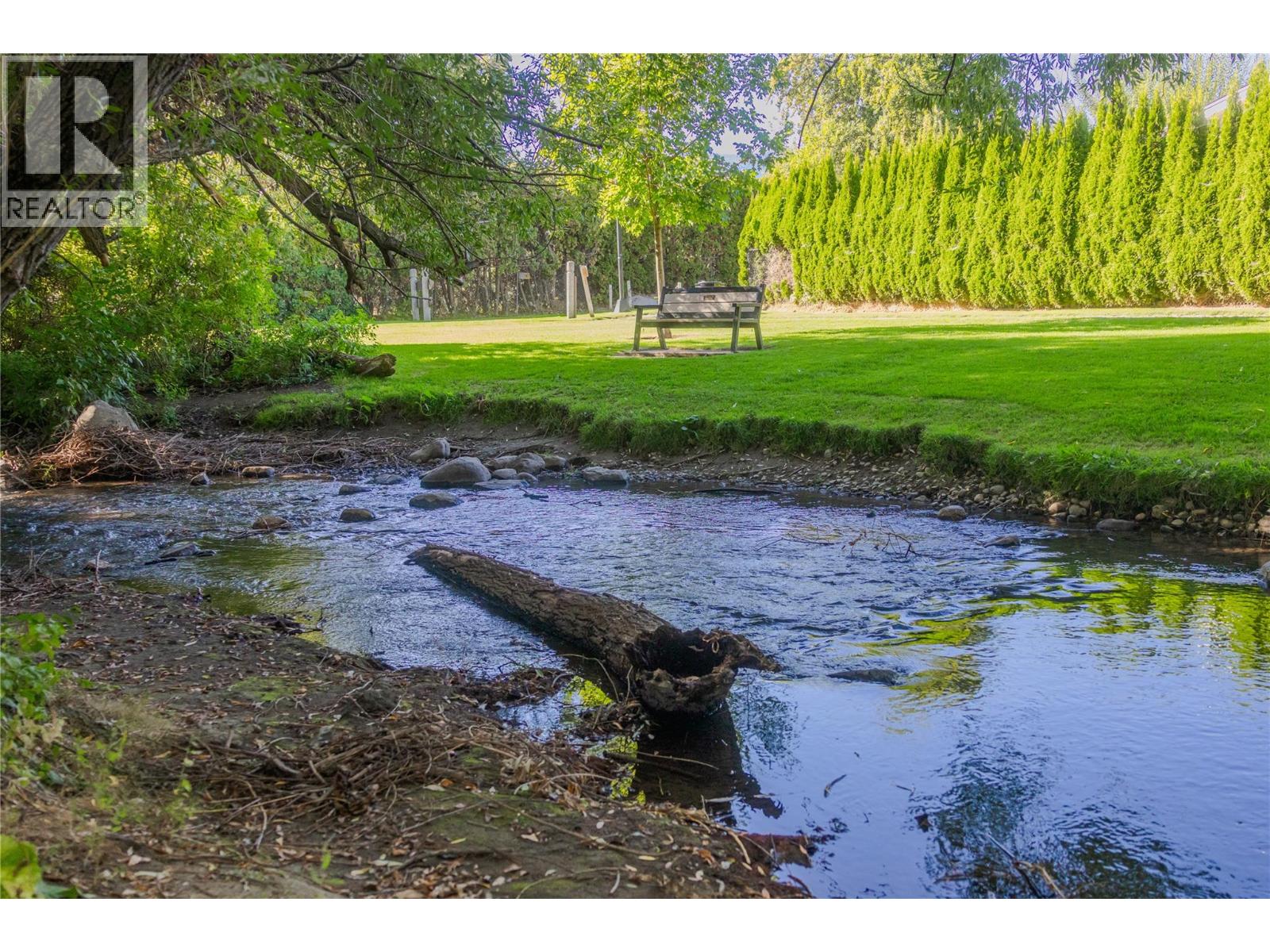 Picture for Unit #151, 1050 Springfield  Road https://www.cirrealty.ca/reb/bc/5/10363275_55.jpg