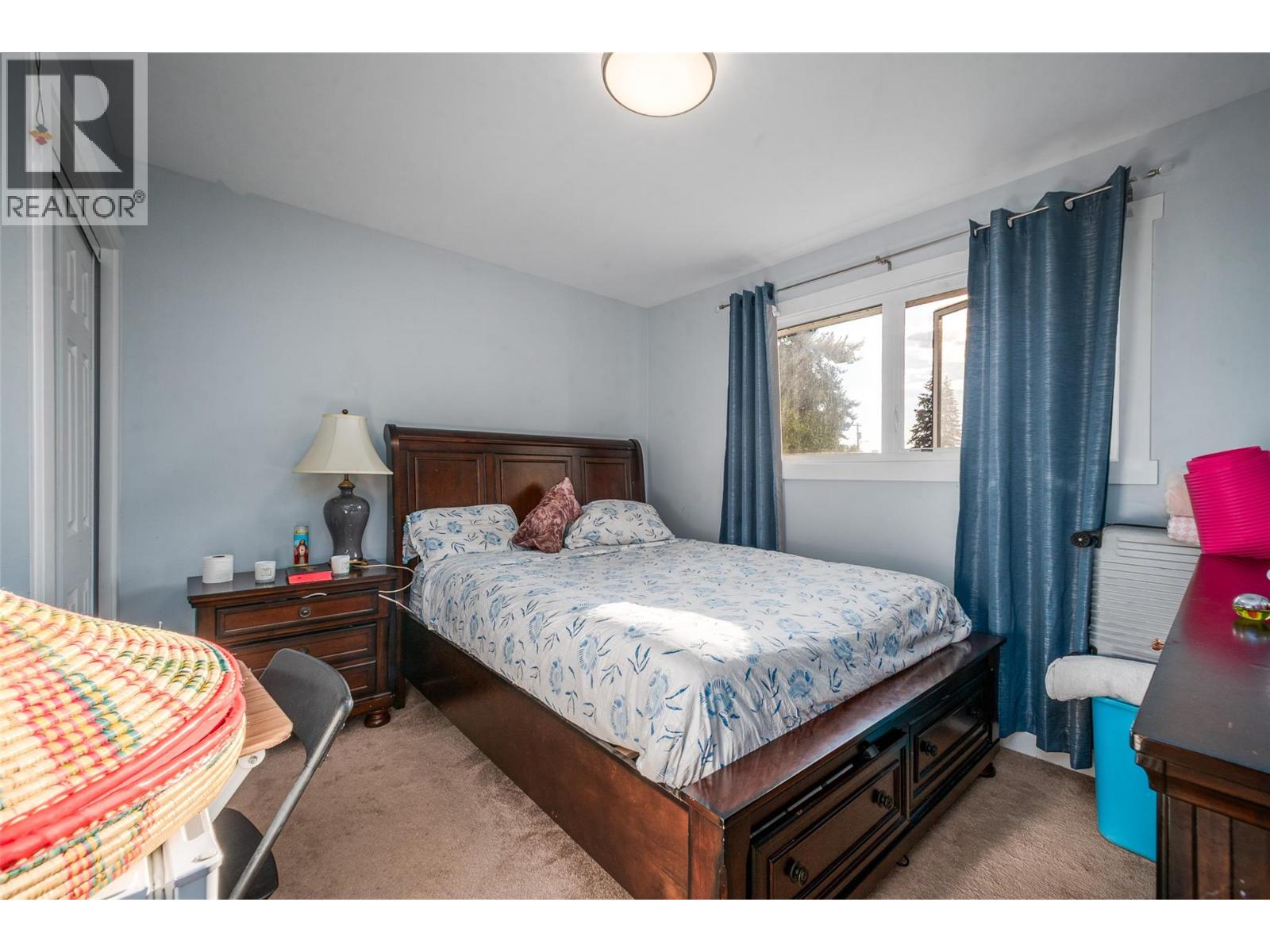 Picture for 320 Prior  RoadN https://www.cirrealty.ca/reb/bc/5/10363445_19.jpg