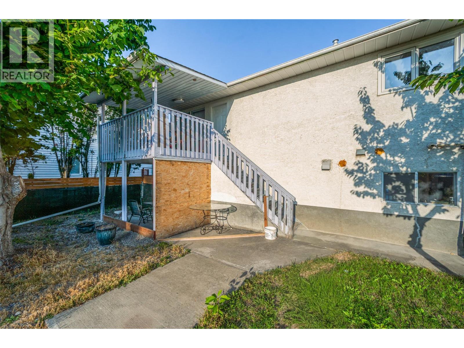 Picture for 320 Prior  RoadN https://www.cirrealty.ca/reb/bc/5/10363445_46.jpg