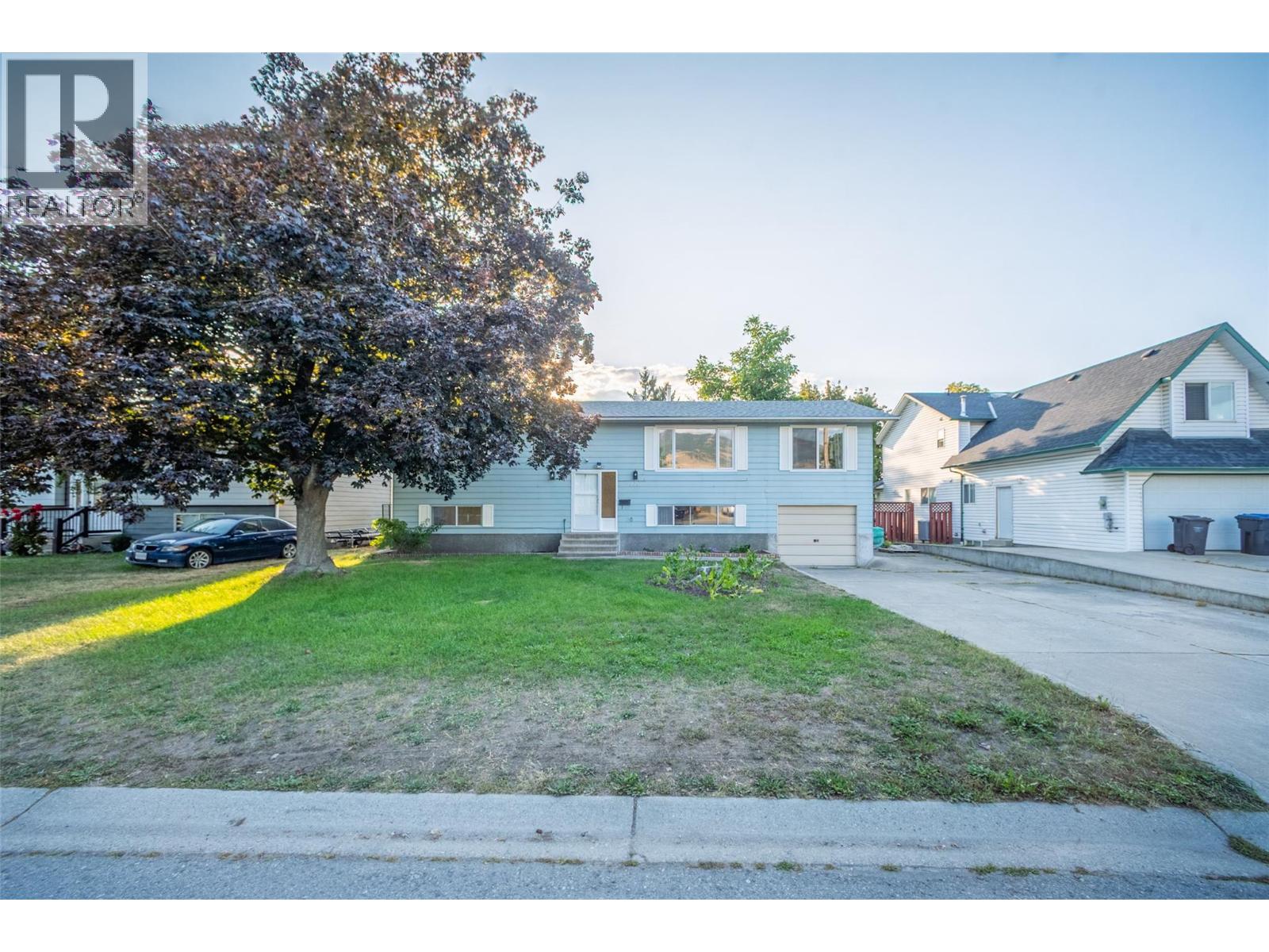 Picture for 320 Prior  RoadN https://www.cirrealty.ca/reb/bc/5/10363445_55.jpg