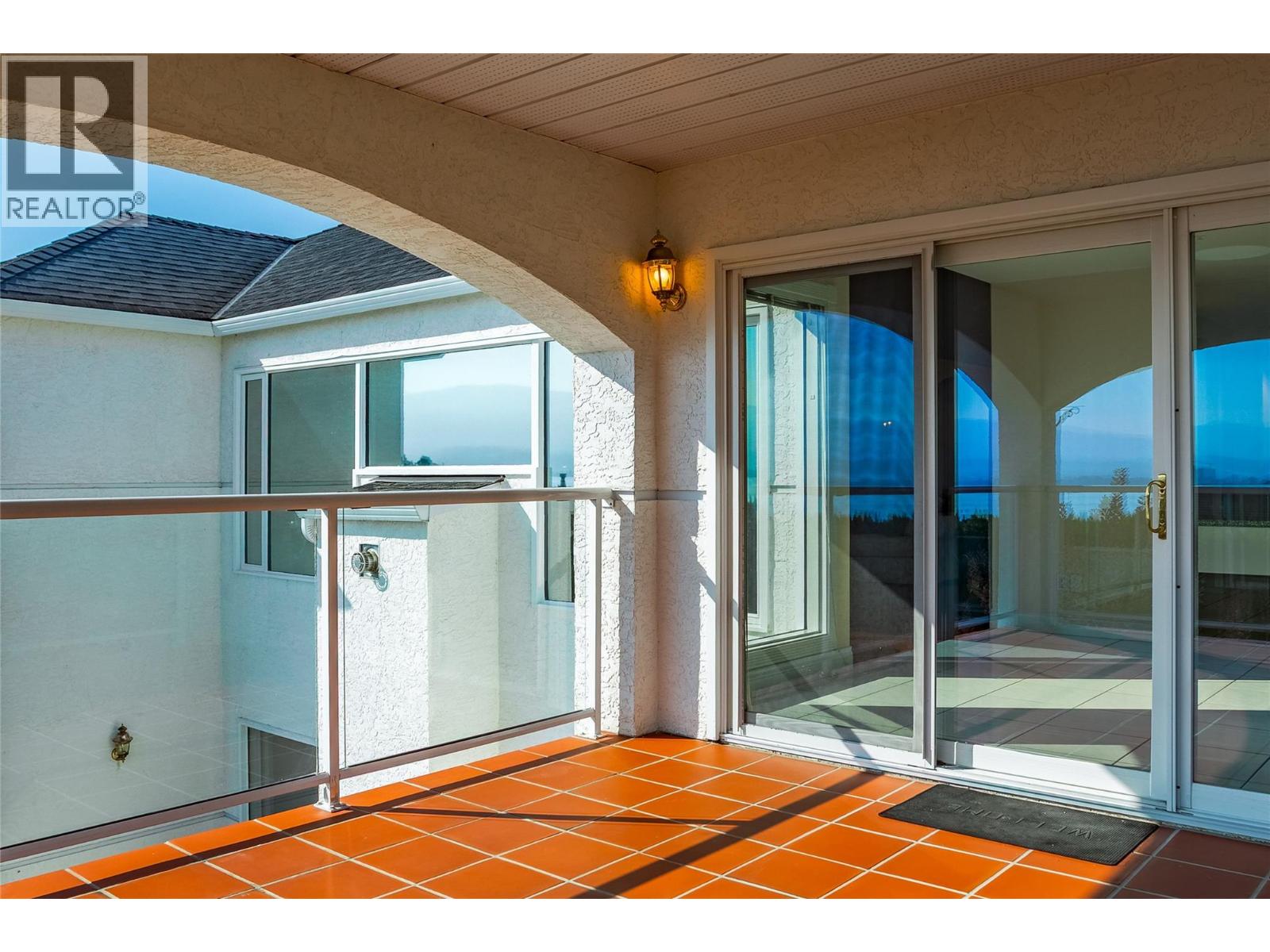 Picture for 2545 Campbell  Road https://www.cirrealty.ca/reb/bc/5/10363525_25.jpg