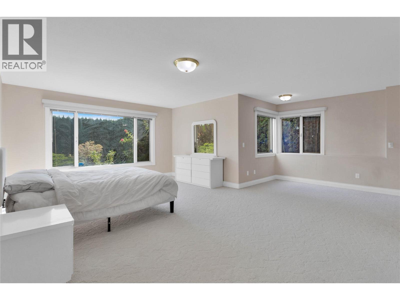 Picture for 2545 Campbell  Road https://www.cirrealty.ca/reb/bc/5/10363525_43.jpg