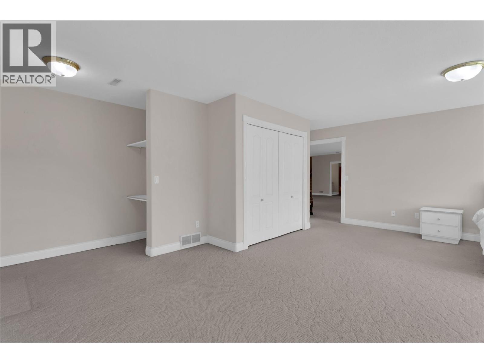 Picture for 2545 Campbell  Road https://www.cirrealty.ca/reb/bc/5/10363525_46.jpg