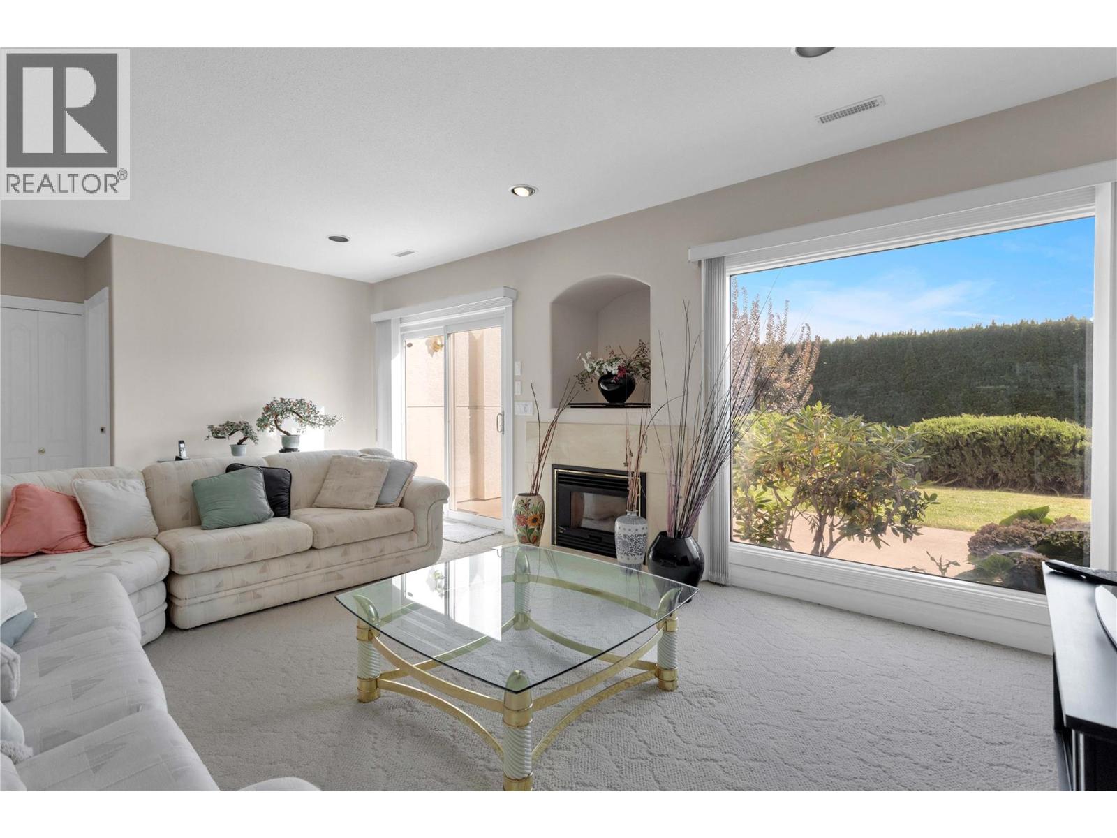 Picture for 2545 Campbell  Road https://www.cirrealty.ca/reb/bc/5/10363525_50.jpg