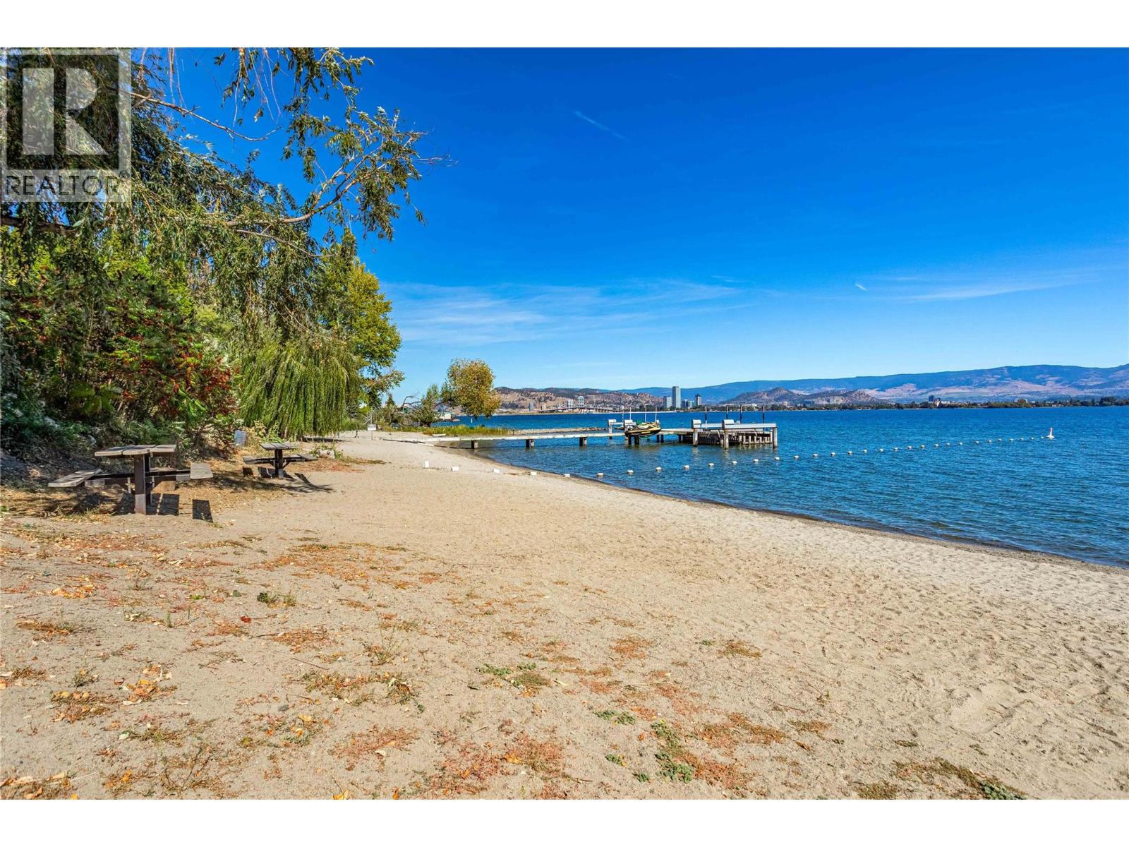 Picture for 2545 Campbell  Road https://www.cirrealty.ca/reb/bc/5/10363525_67.jpg