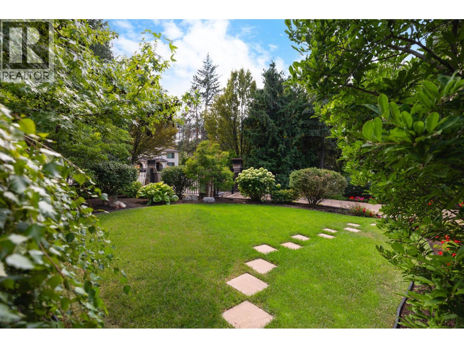 Picture for 704 Barnaby  Road https://www.cirrealty.ca/reb/bc/5/10363565_87.jpg