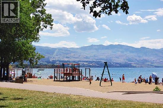 Picture for Unit #308, 3283 Casorso  Road https://www.cirrealty.ca/reb/bc/5/10363615_41.jpg