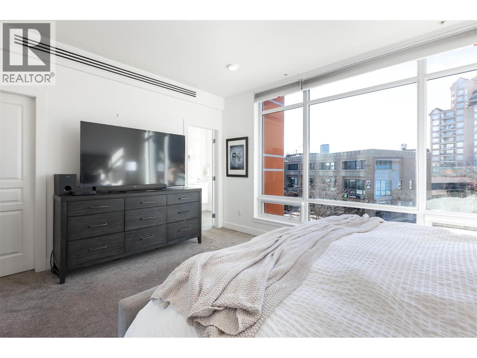 Picture for Unit #103, 1151 Sunset  Drive https://www.cirrealty.ca/reb/bc/5/10363685_32.jpg