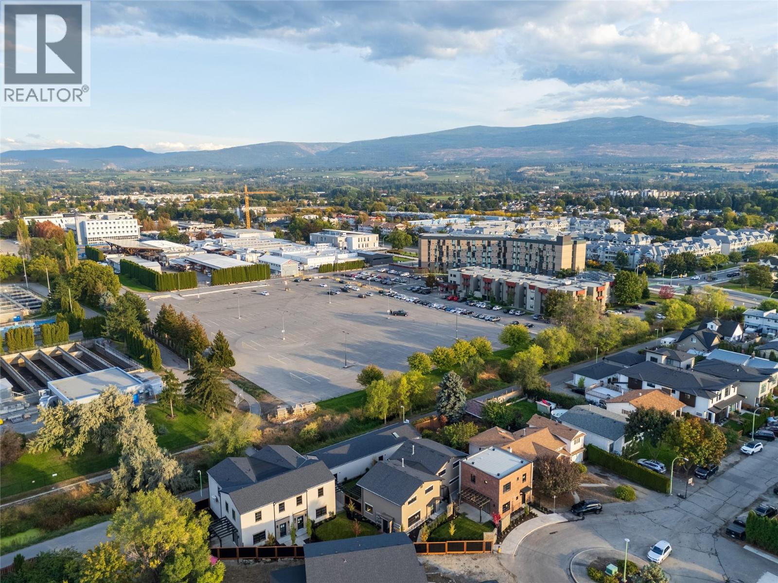 Picture for Unit #3, 2957 Conlin  Court https://www.cirrealty.ca/reb/bc/5/10363985_46.jpg