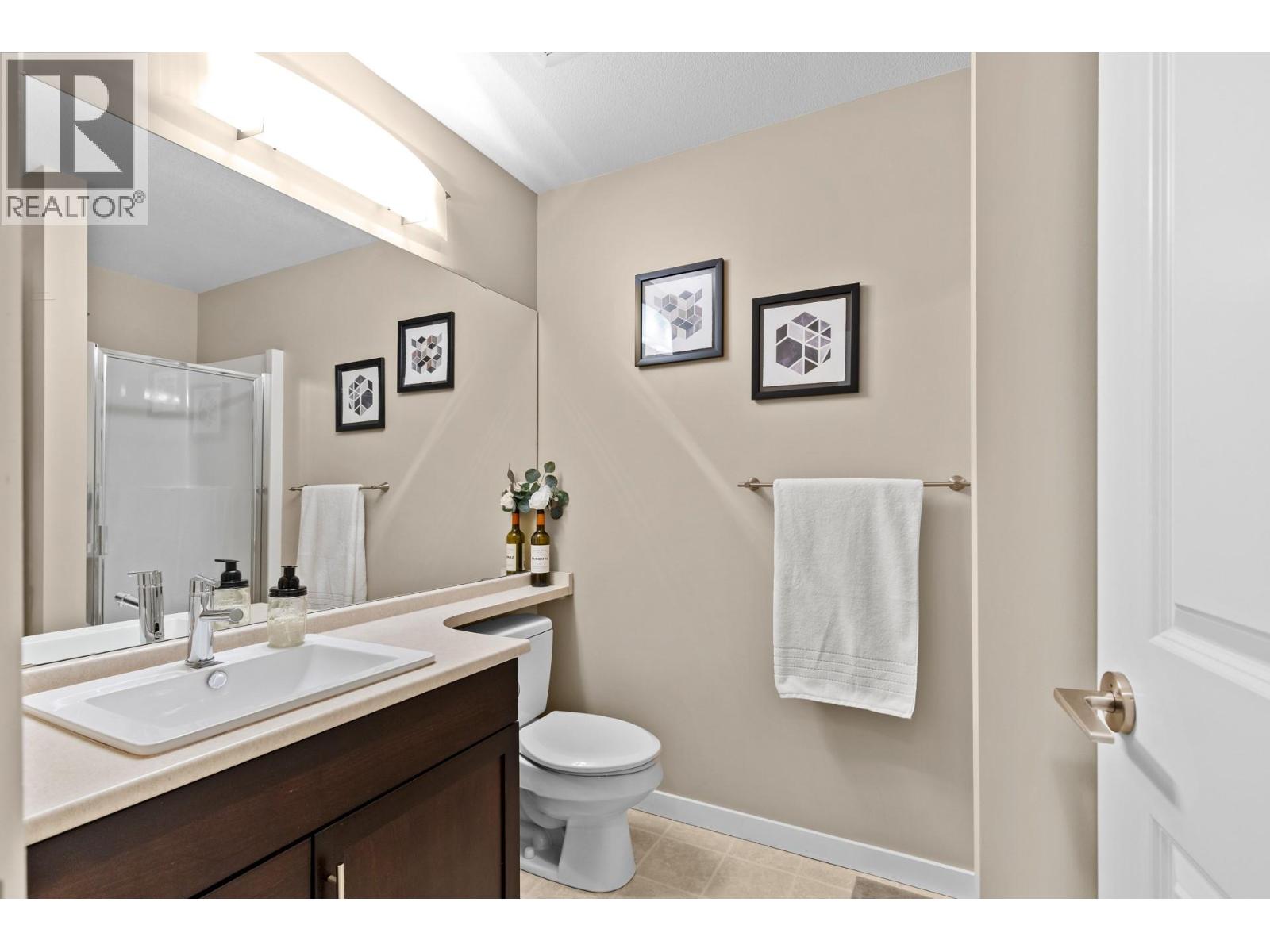 Picture for Unit #209, 1350 Ridgeway  Drive https://www.cirrealty.ca/reb/bc/5/10364155_14.jpg