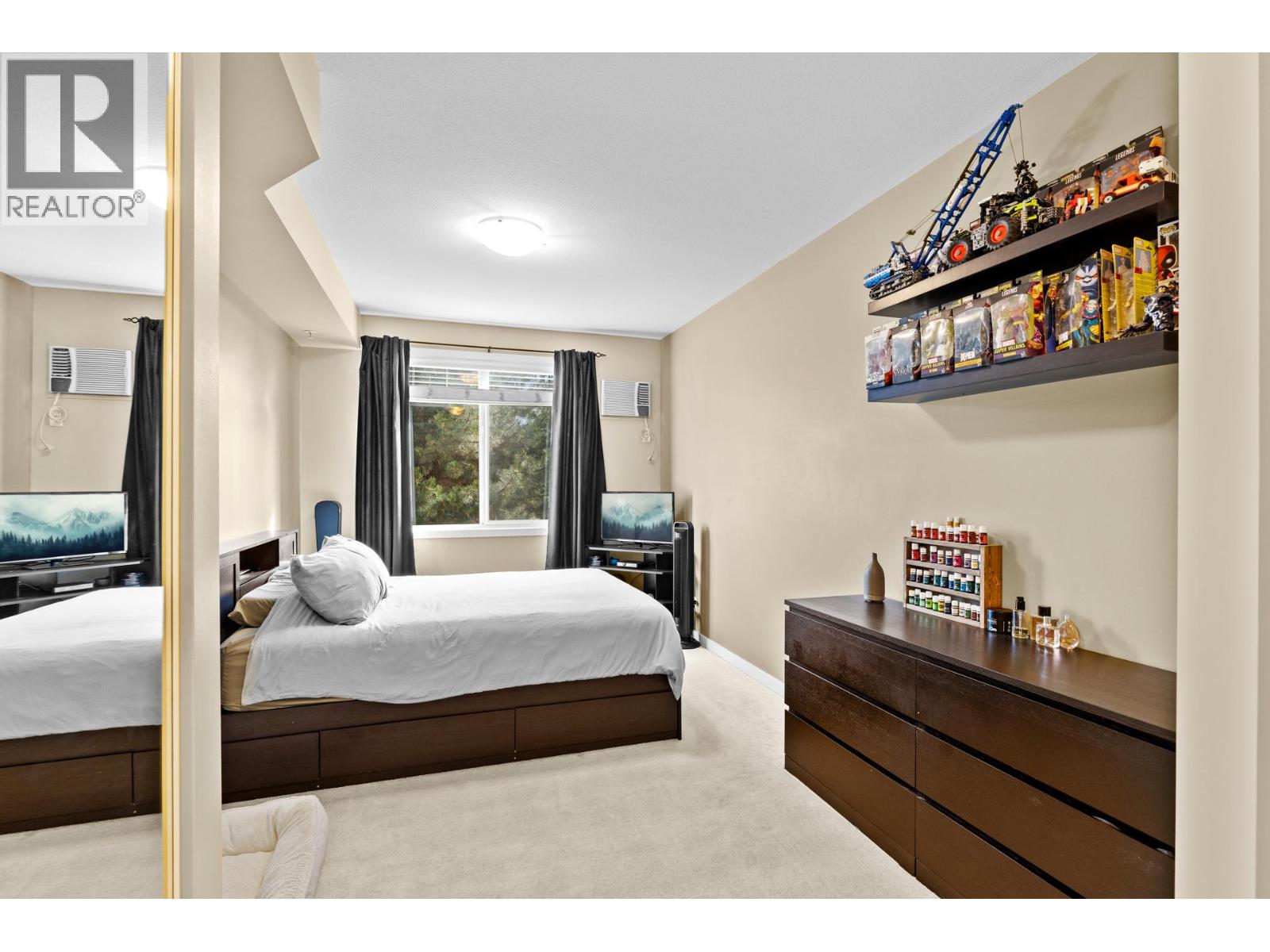 Picture for Unit #209, 1350 Ridgeway  Drive https://www.cirrealty.ca/reb/bc/5/10364155_18.jpg