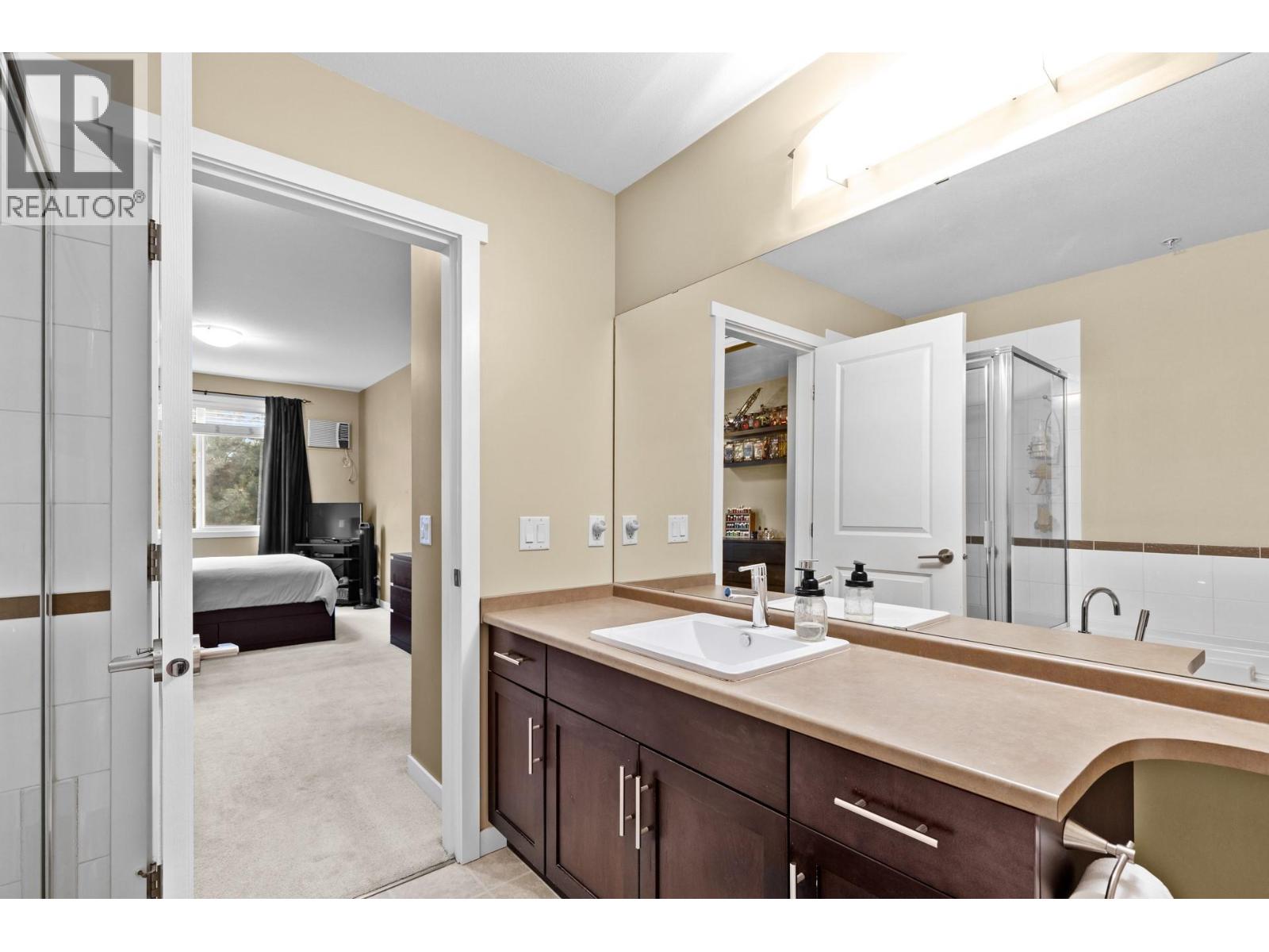 Picture for Unit #209, 1350 Ridgeway  Drive https://www.cirrealty.ca/reb/bc/5/10364155_22.jpg