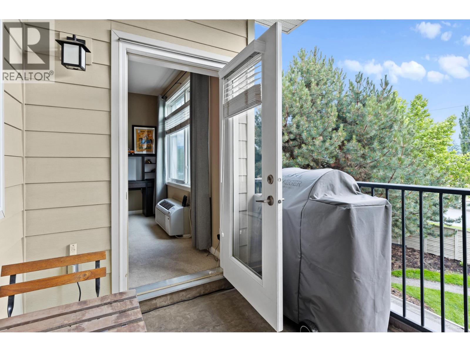 Picture for Unit #209, 1350 Ridgeway  Drive https://www.cirrealty.ca/reb/bc/5/10364155_25.jpg