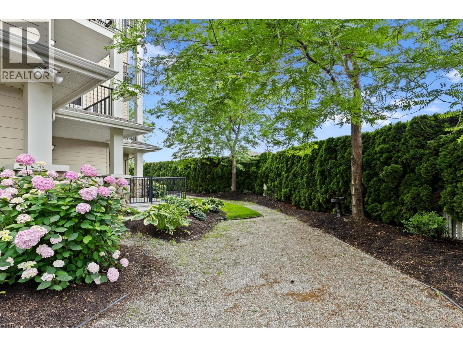 Picture for Unit #209, 1350 Ridgeway  Drive https://www.cirrealty.ca/reb/bc/5/10364155_37.jpg