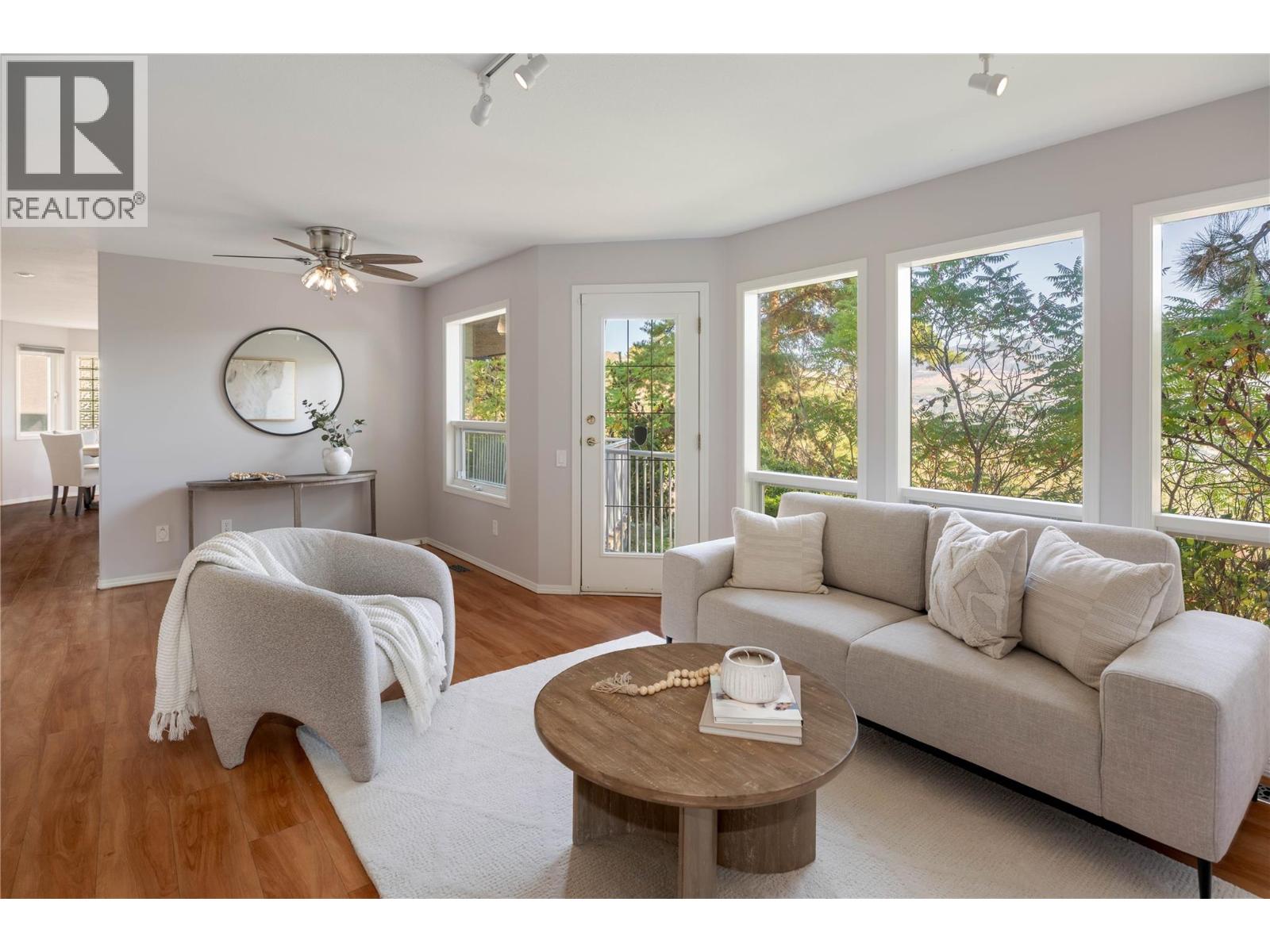 Picture for Unit #16, 980 DILWORTH  Drive