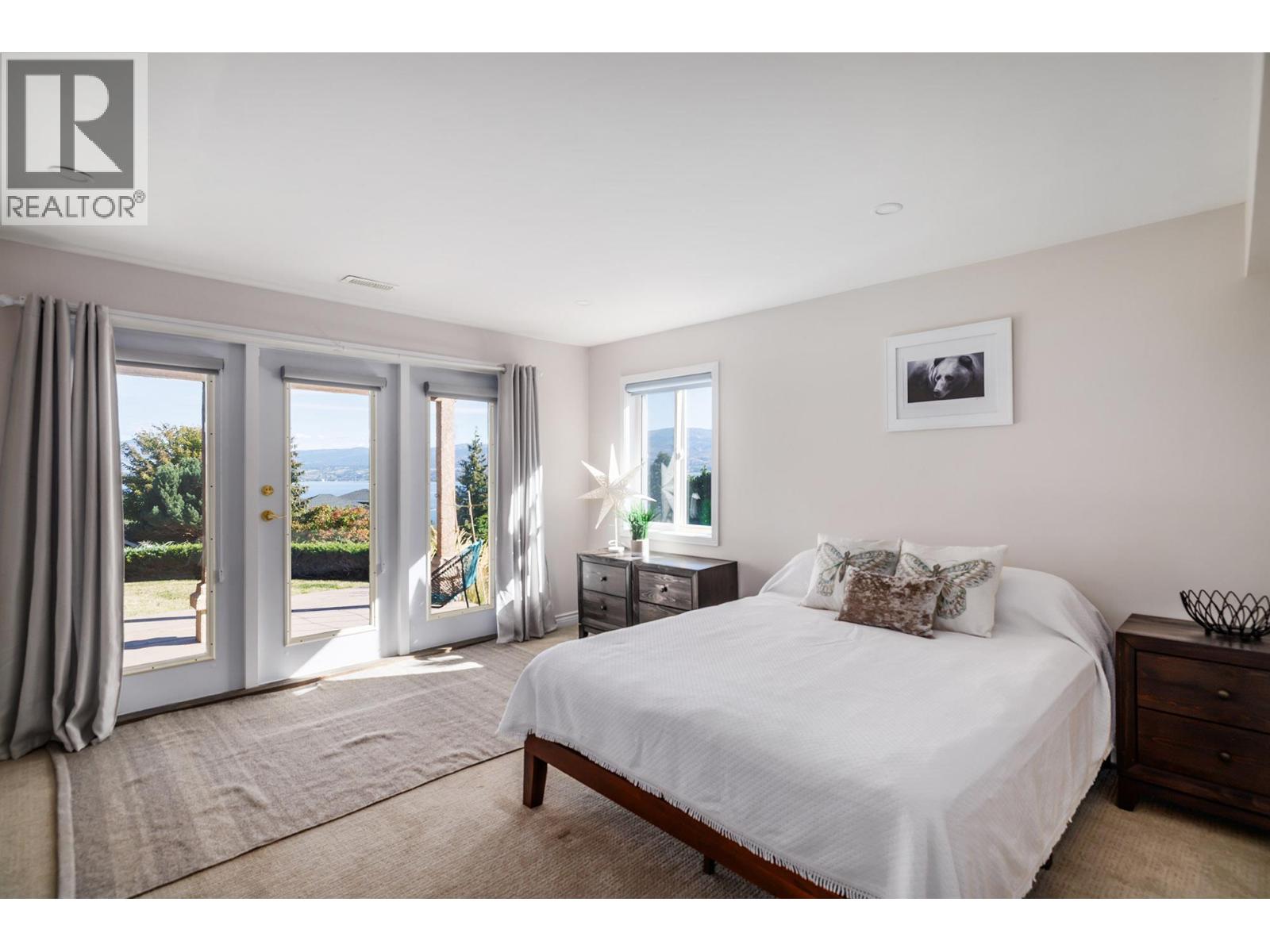 Picture for 1677 Mission Hill  Road https://www.cirrealty.ca/reb/bc/5/10364265_19.jpg