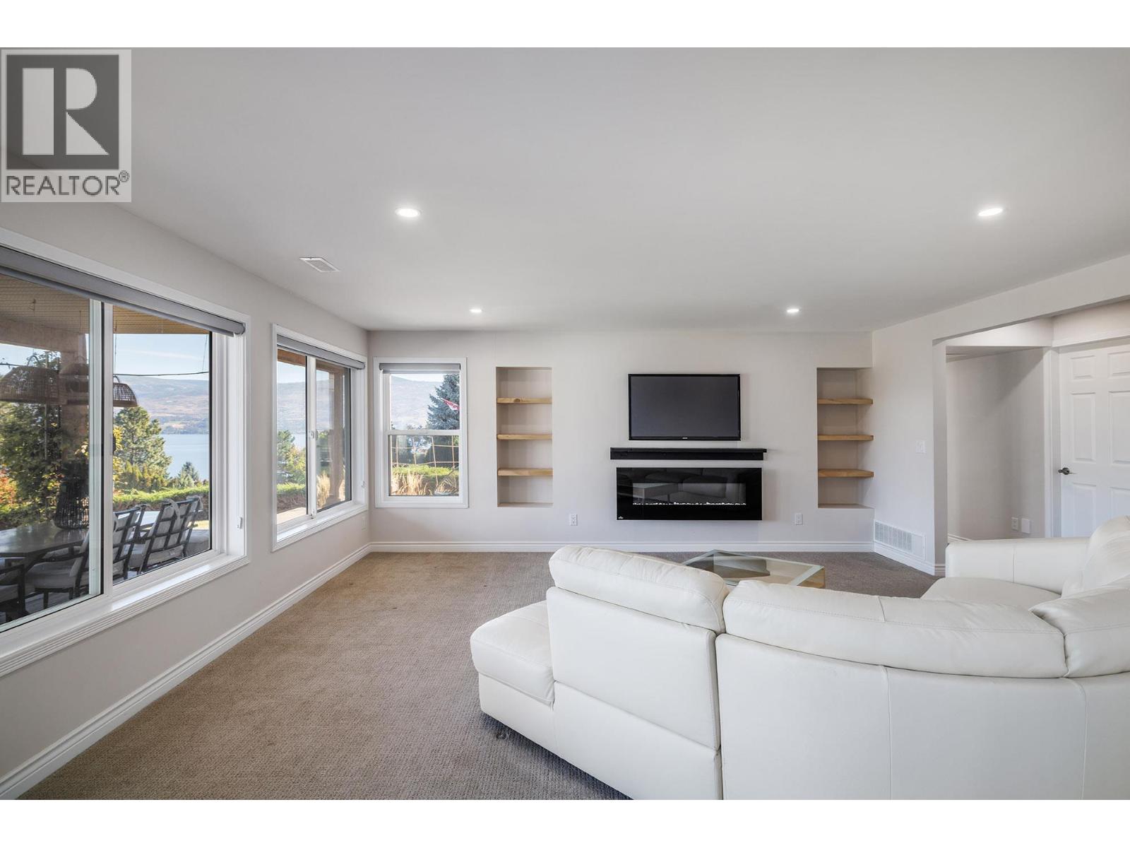 Picture for 1677 Mission Hill  Road https://www.cirrealty.ca/reb/bc/5/10364265_21.jpg