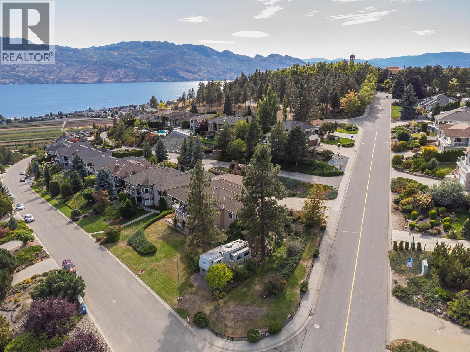 Picture for 1677 Mission Hill  Road https://www.cirrealty.ca/reb/bc/5/10364265_45.jpg