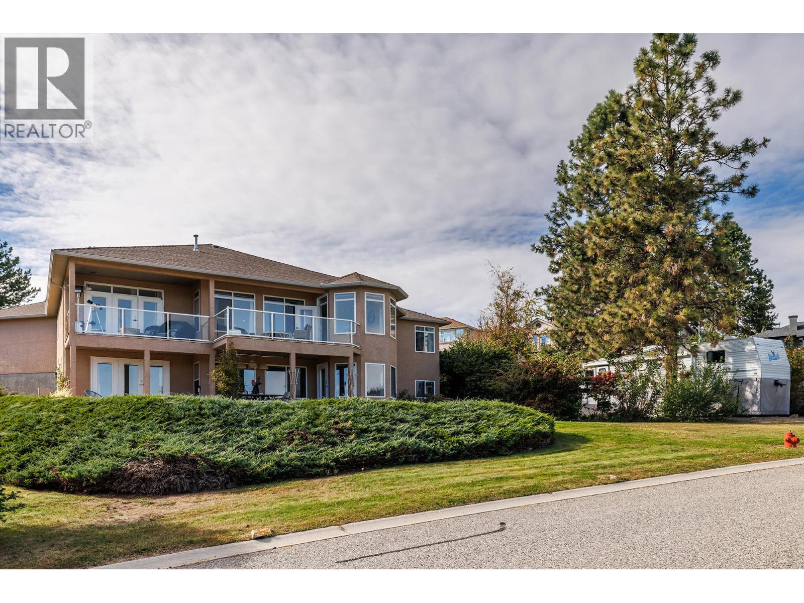 Picture for 1677 Mission Hill  Road https://www.cirrealty.ca/reb/bc/5/10364265_50.jpg