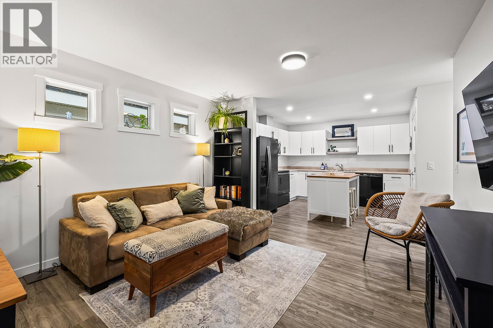 Picture for Unit #314, 1481 Glenmore  RoadN