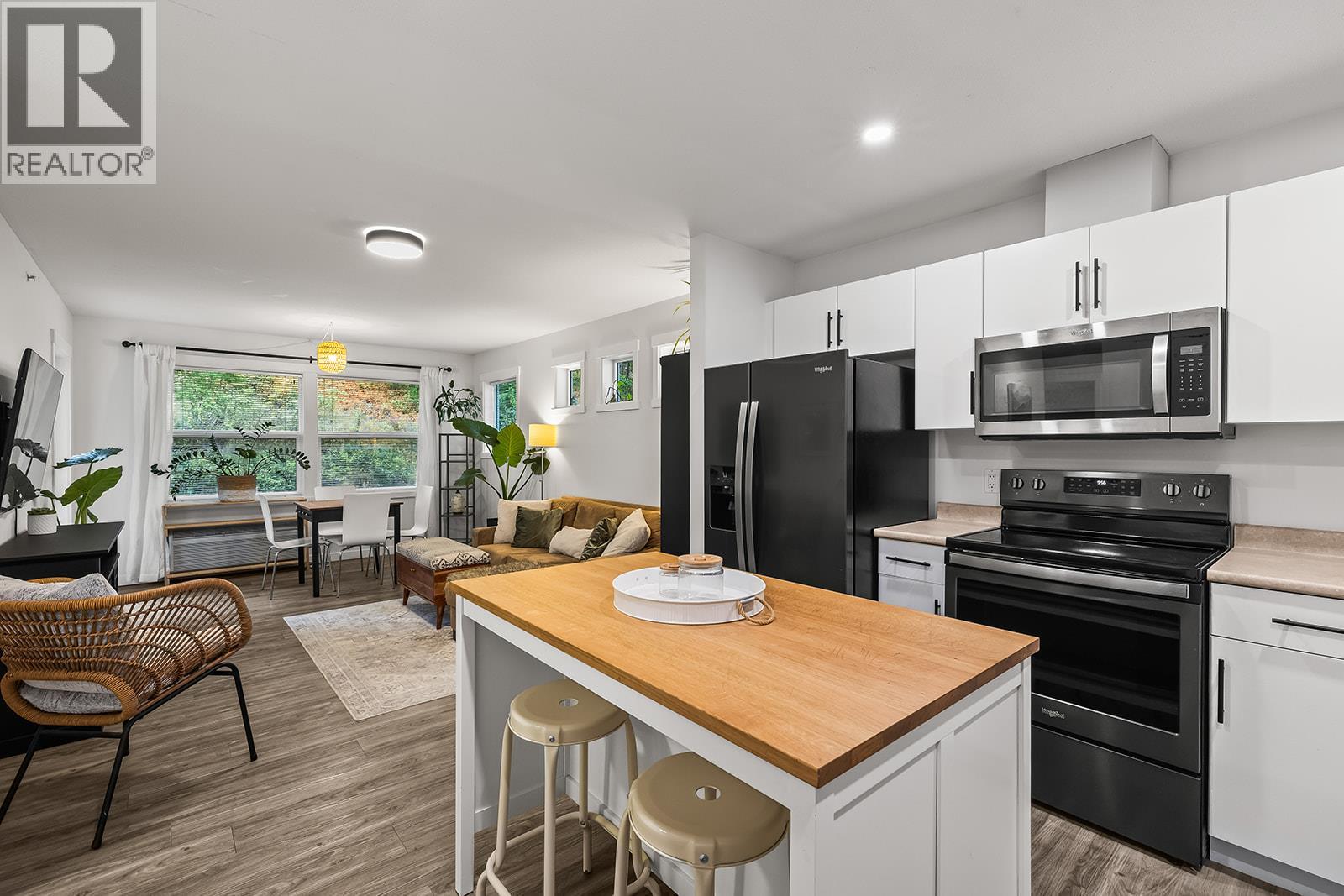 Picture for Unit #314, 1481 Glenmore  RoadN