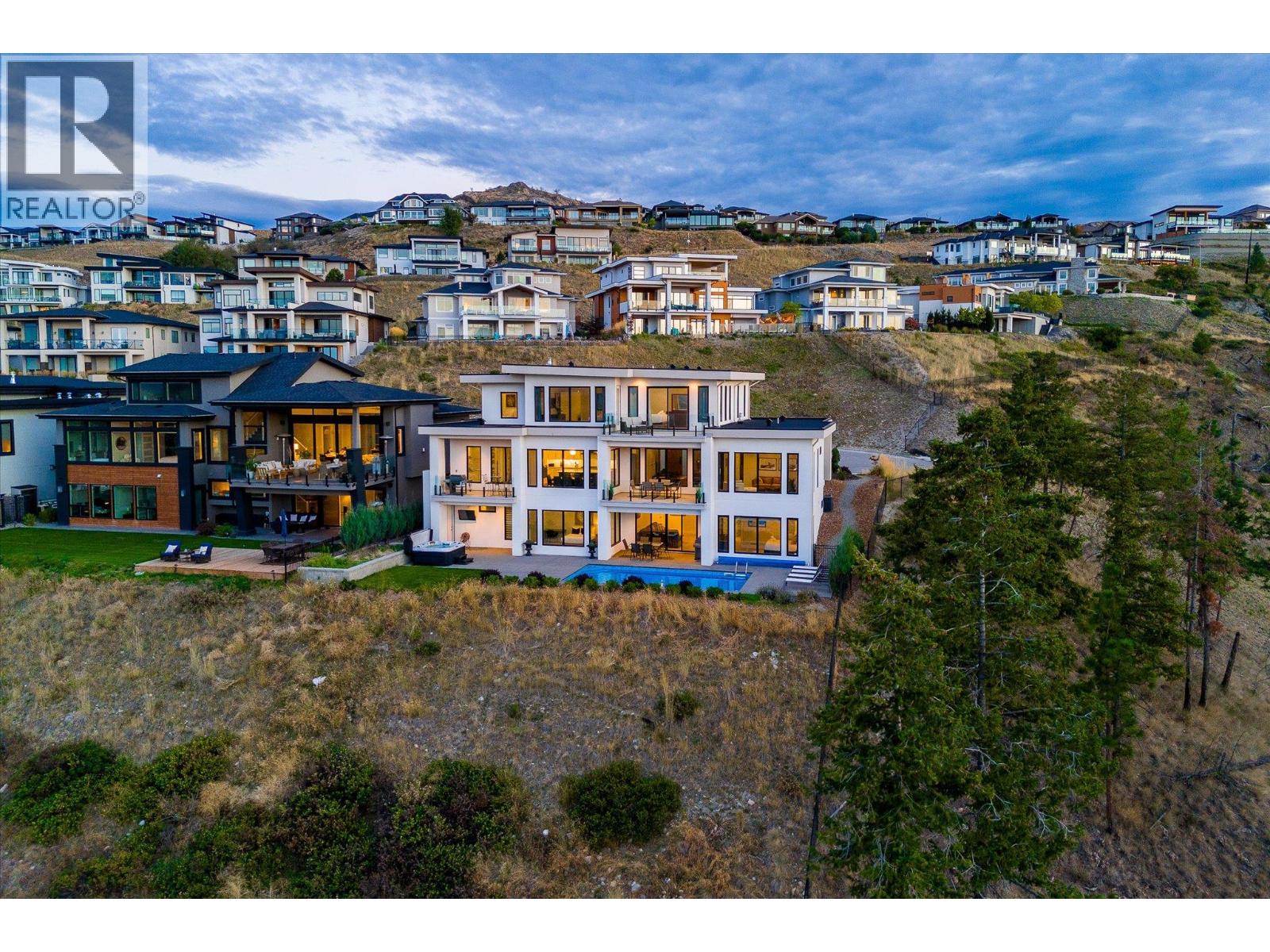 Picture for 980 Ledgeview  Court https://www.cirrealty.ca/reb/bc/5/10364435_11.jpg