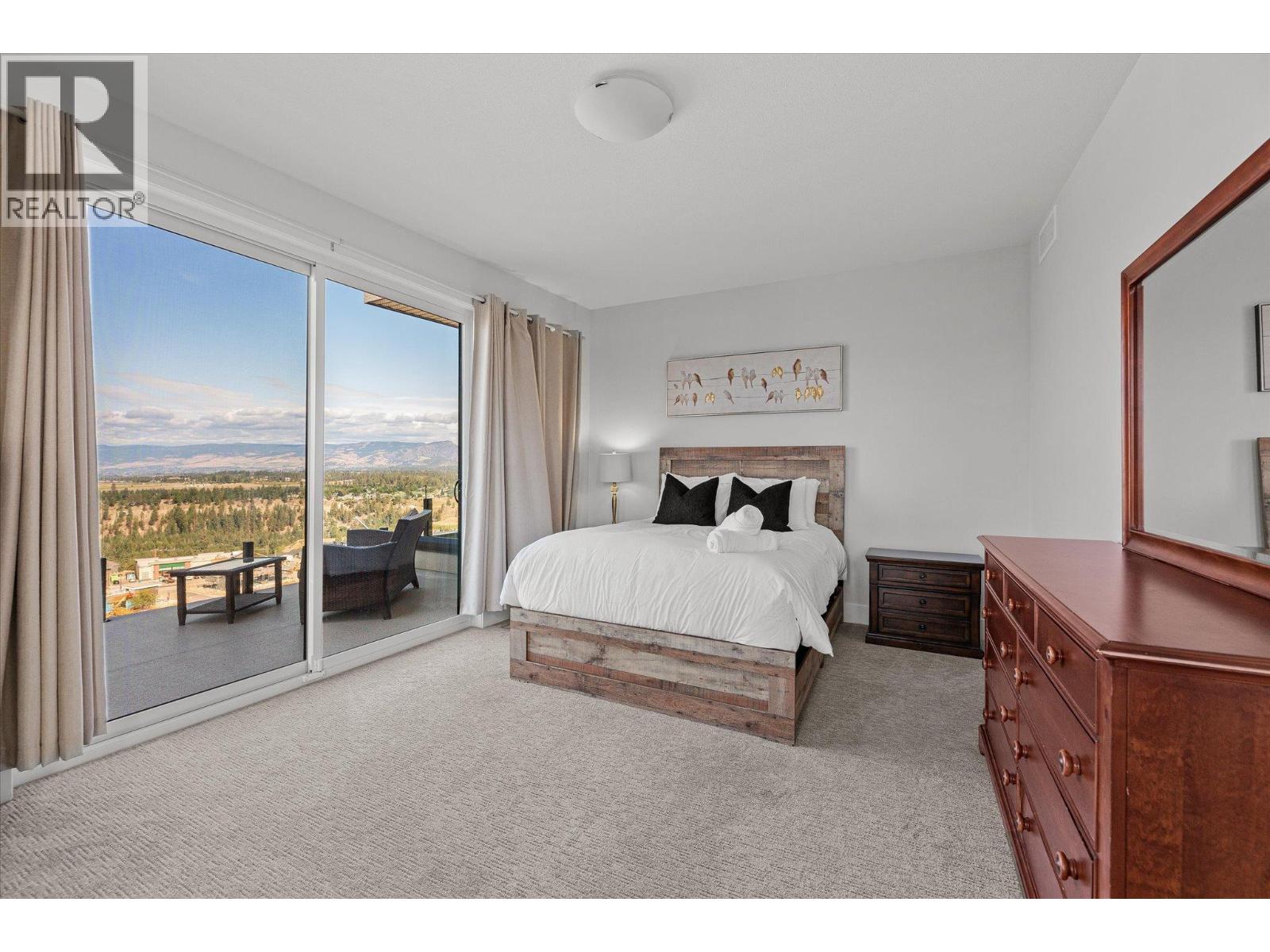 Picture for 980 Ledgeview  Court https://www.cirrealty.ca/reb/bc/5/10364435_43.jpg