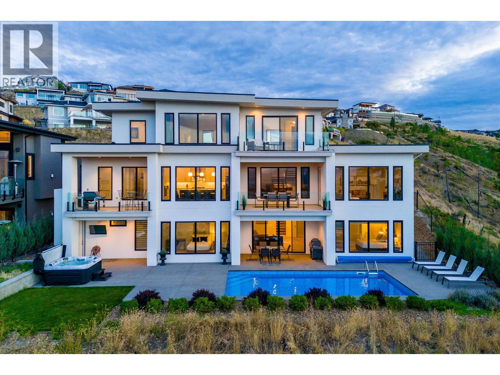 Picture for 980 Ledgeview  Court https://www.cirrealty.ca/reb/bc/5/10364435_9.jpg