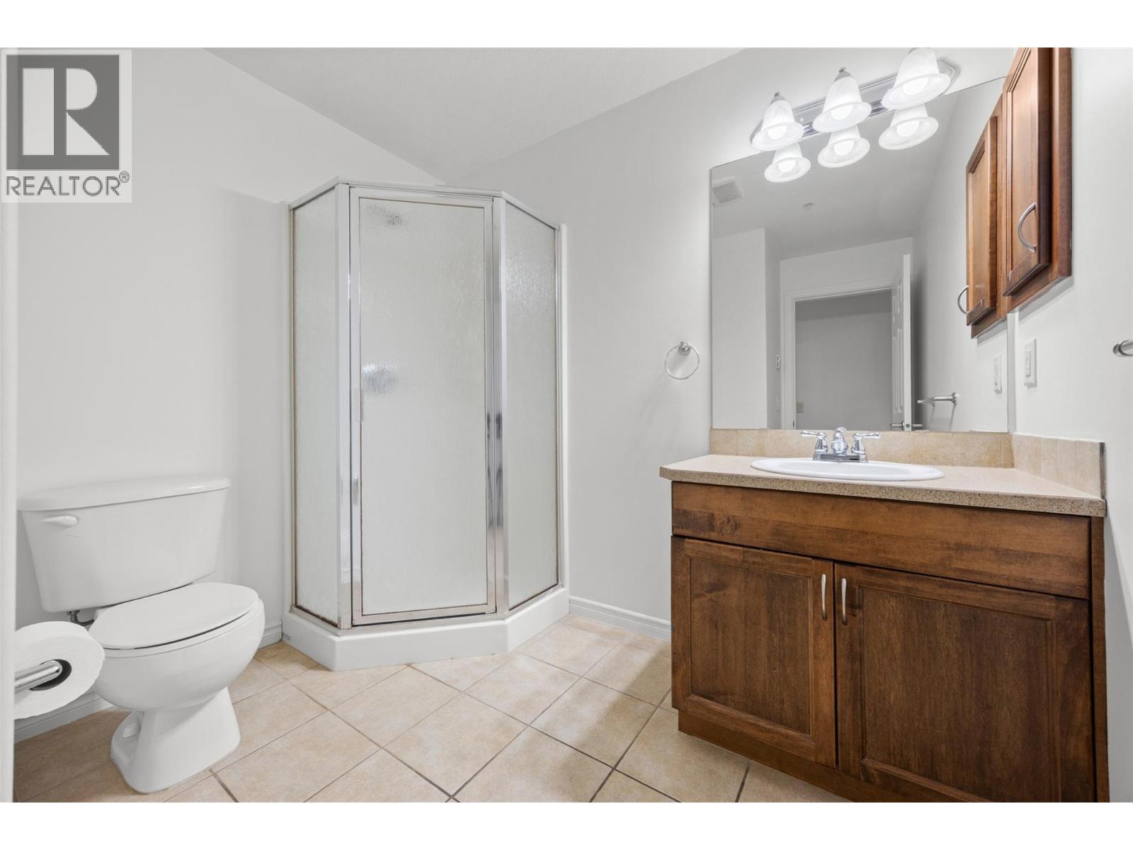 Picture for Unit #109, 1007 Harvey  Avenue https://www.cirrealty.ca/reb/bc/5/10364555_17.jpg